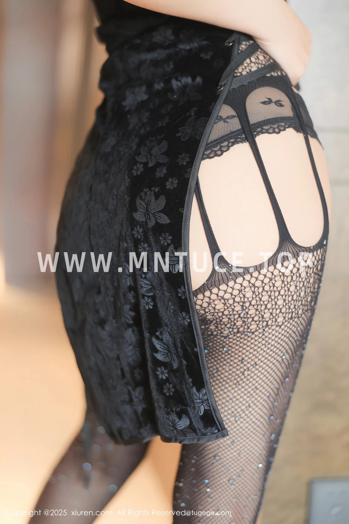 [秀人网] 2025.03.10 No.9990 艺艺yiyi#[58P]-6