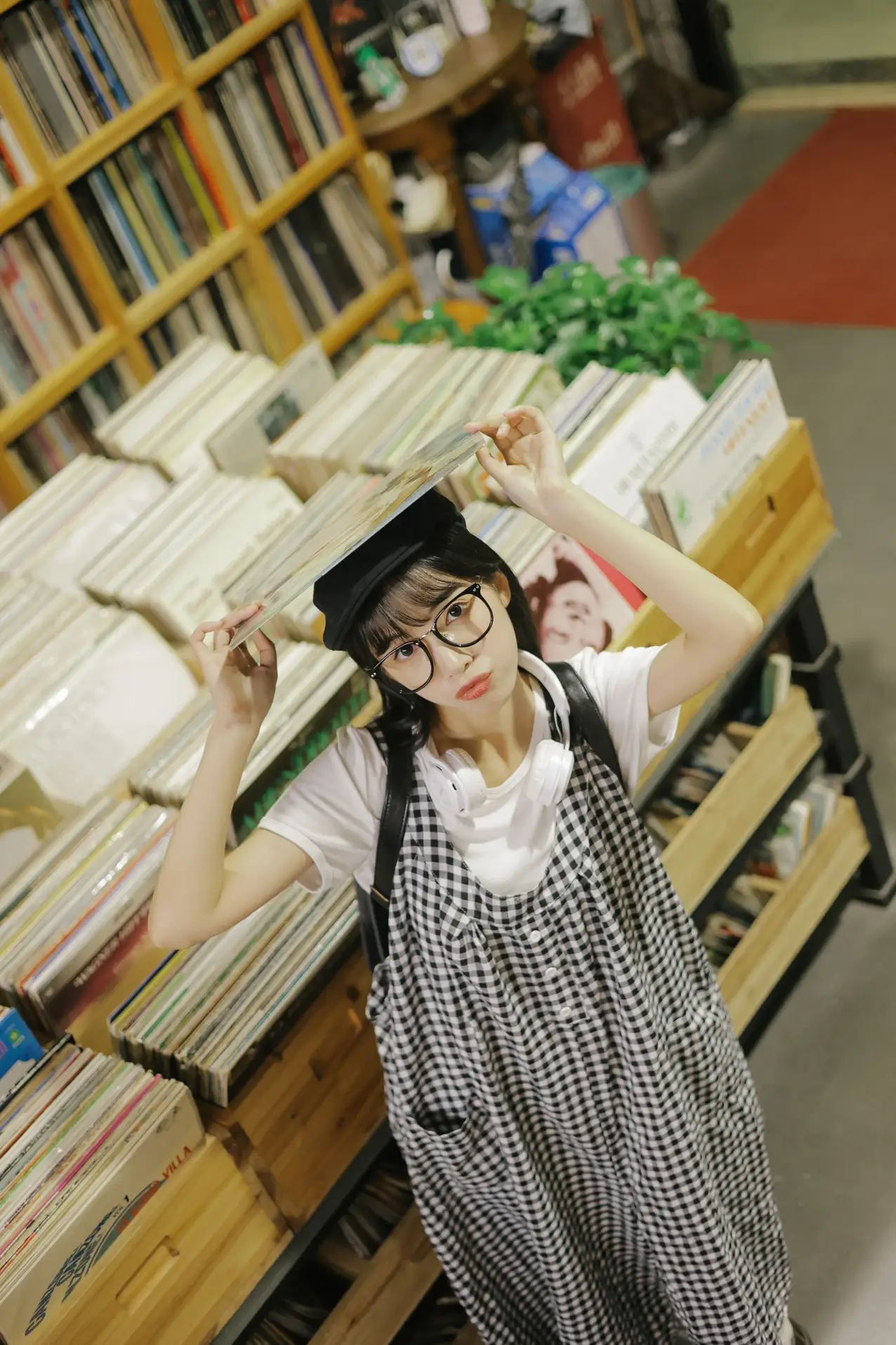 [艺图语] 2022.08.16 Vol.1717 – 黑胶唱片的小时光 一只阿梦崽#[43P]-6