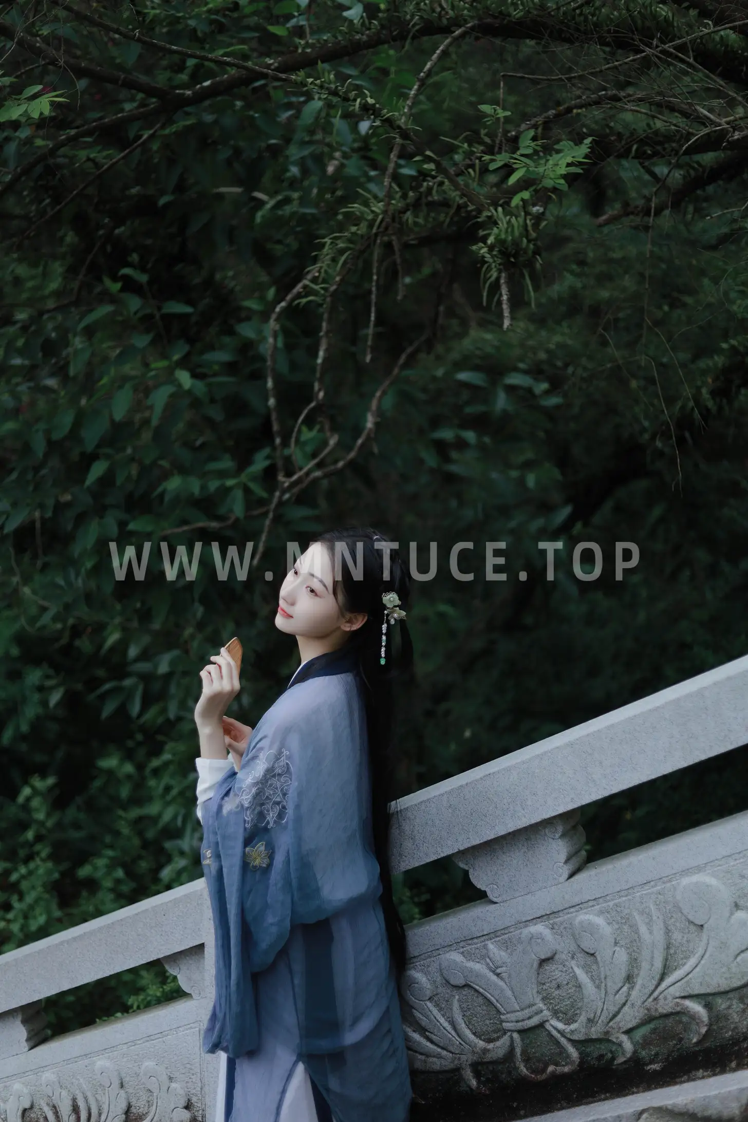[艺图语] 2022.09.13 Vol.1942 – 烟雨江南 小戴同学#[21P]-8