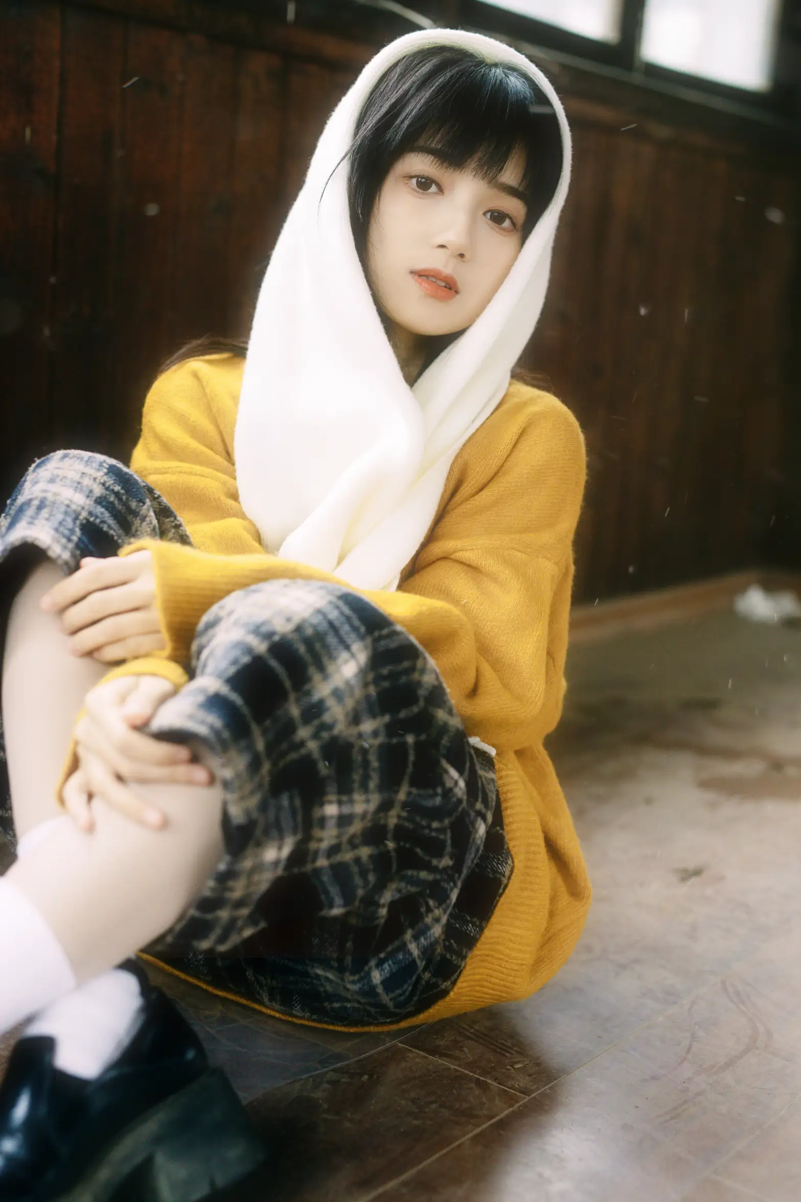 [艺图语] 2021.12.07 Vol.485 – 阴天小木屋 月半了吧#[32P]-10