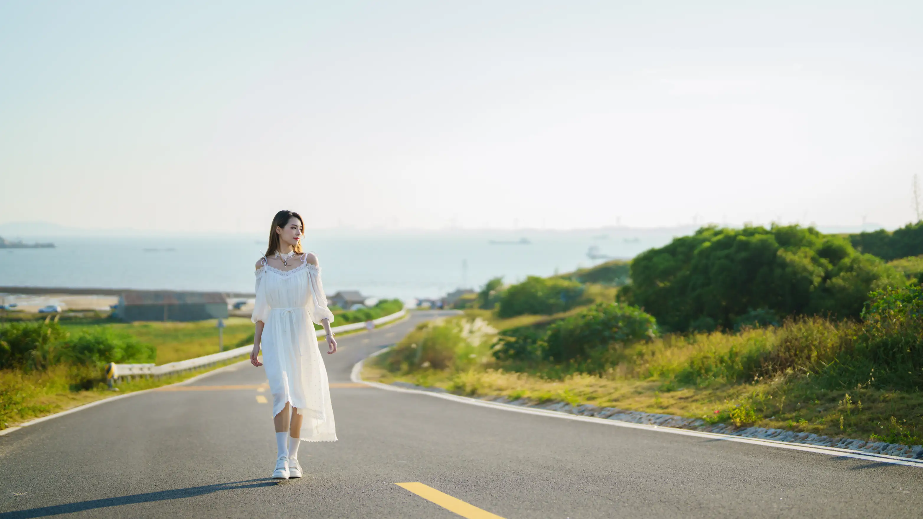 [艺图语] 2021.12.02 Vol.483 – 与海为邻 滕静#[51P]-2