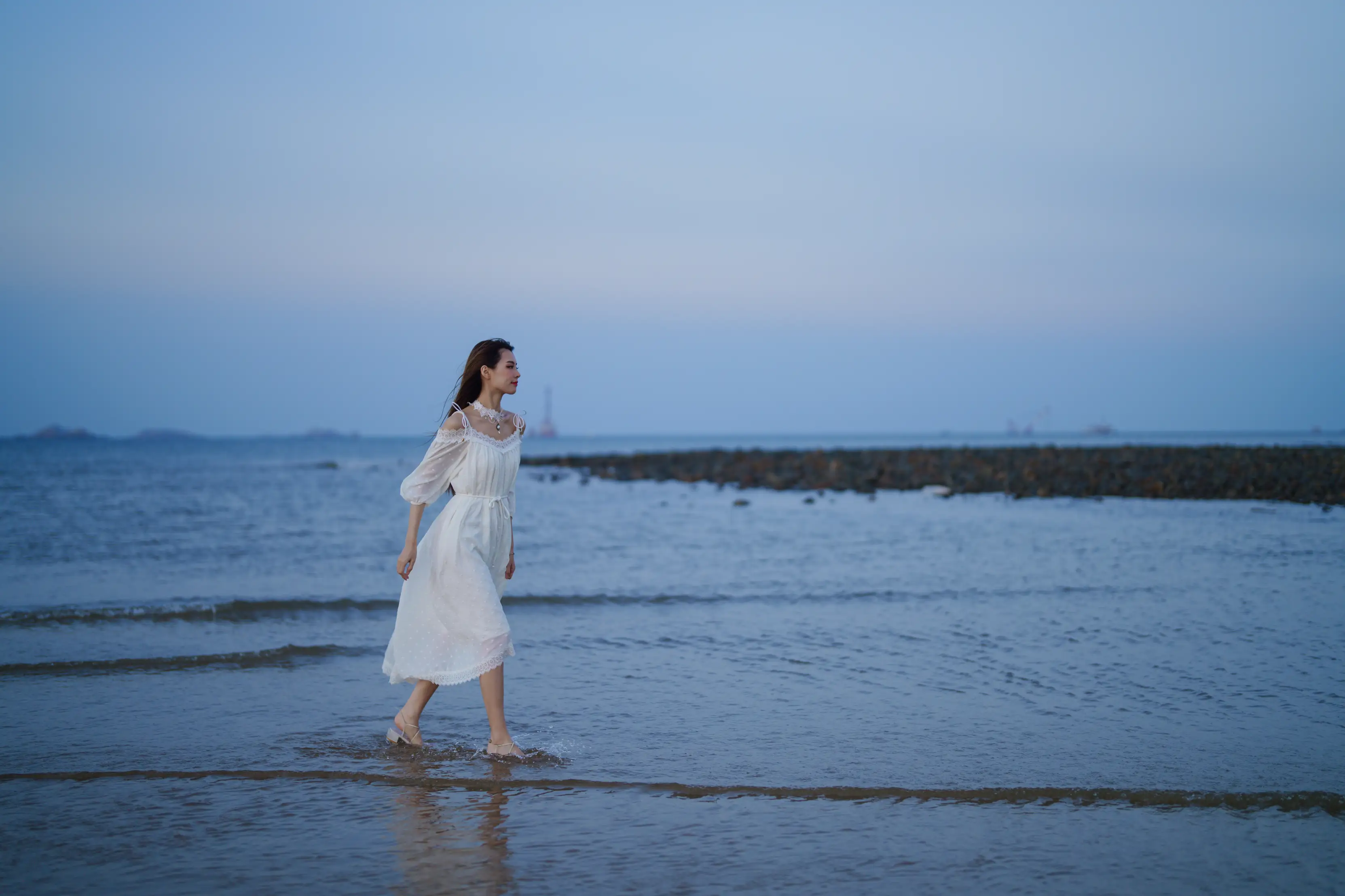 [艺图语] 2021.12.02 Vol.483 – 与海为邻 滕静#[51P]-4