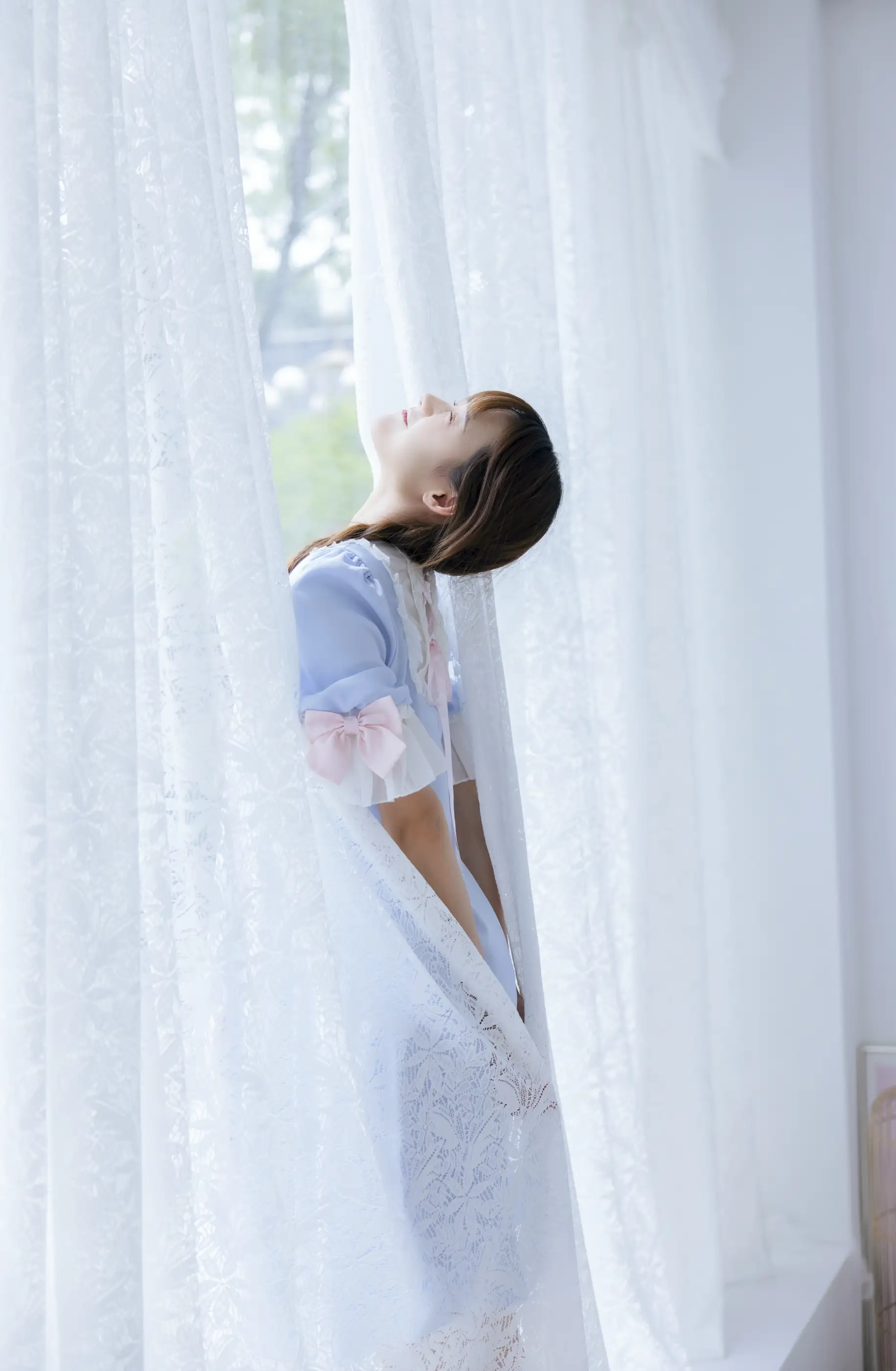 [艺图语] 2022.08.16 Vol.1720 – 夏日甜美 兔子Zzz不吃胡萝卜#[33P]-1