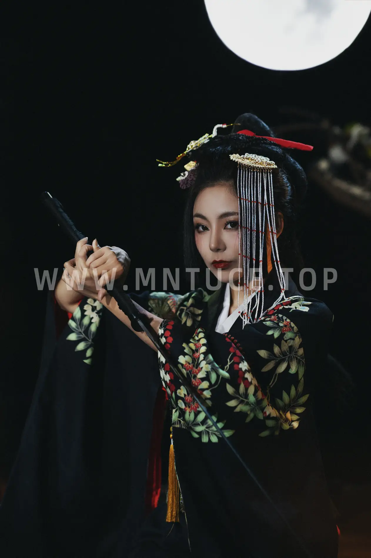 [艺图语] 2022.09.20 Vol.2000 – 月下暗杀 空灵#[46P]-6