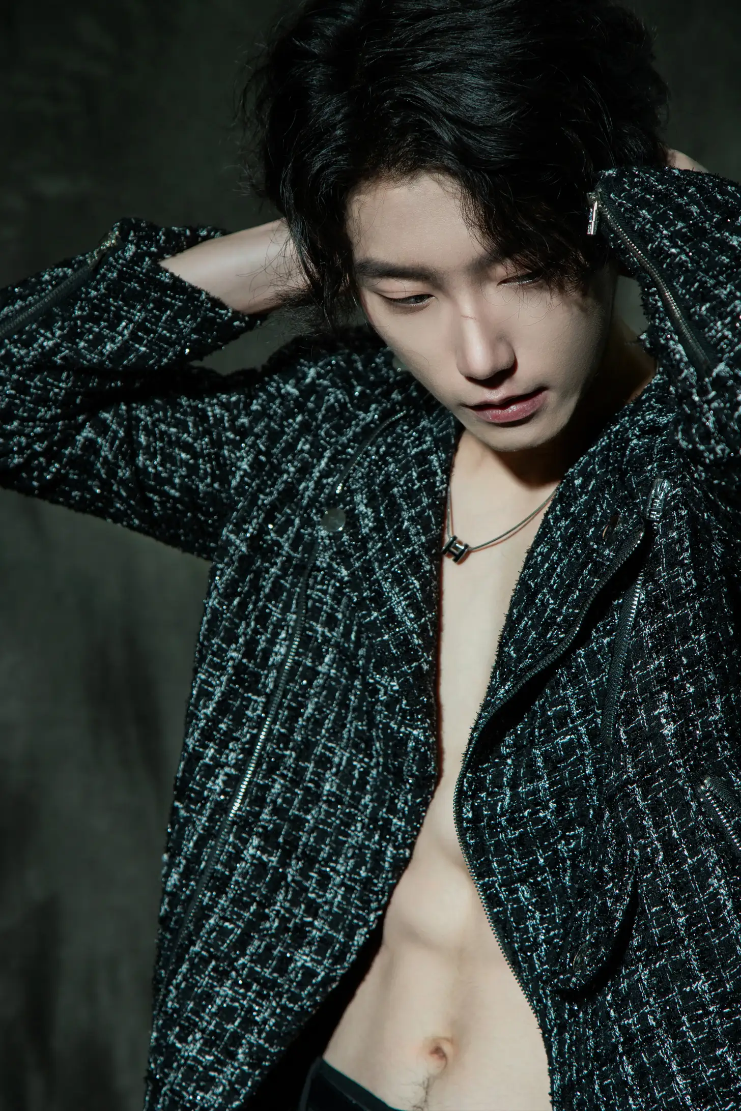 [艺图语] 2022.08.03 Vol.1613 – 光影与男孩 温柔的朱朱#[30P]-7