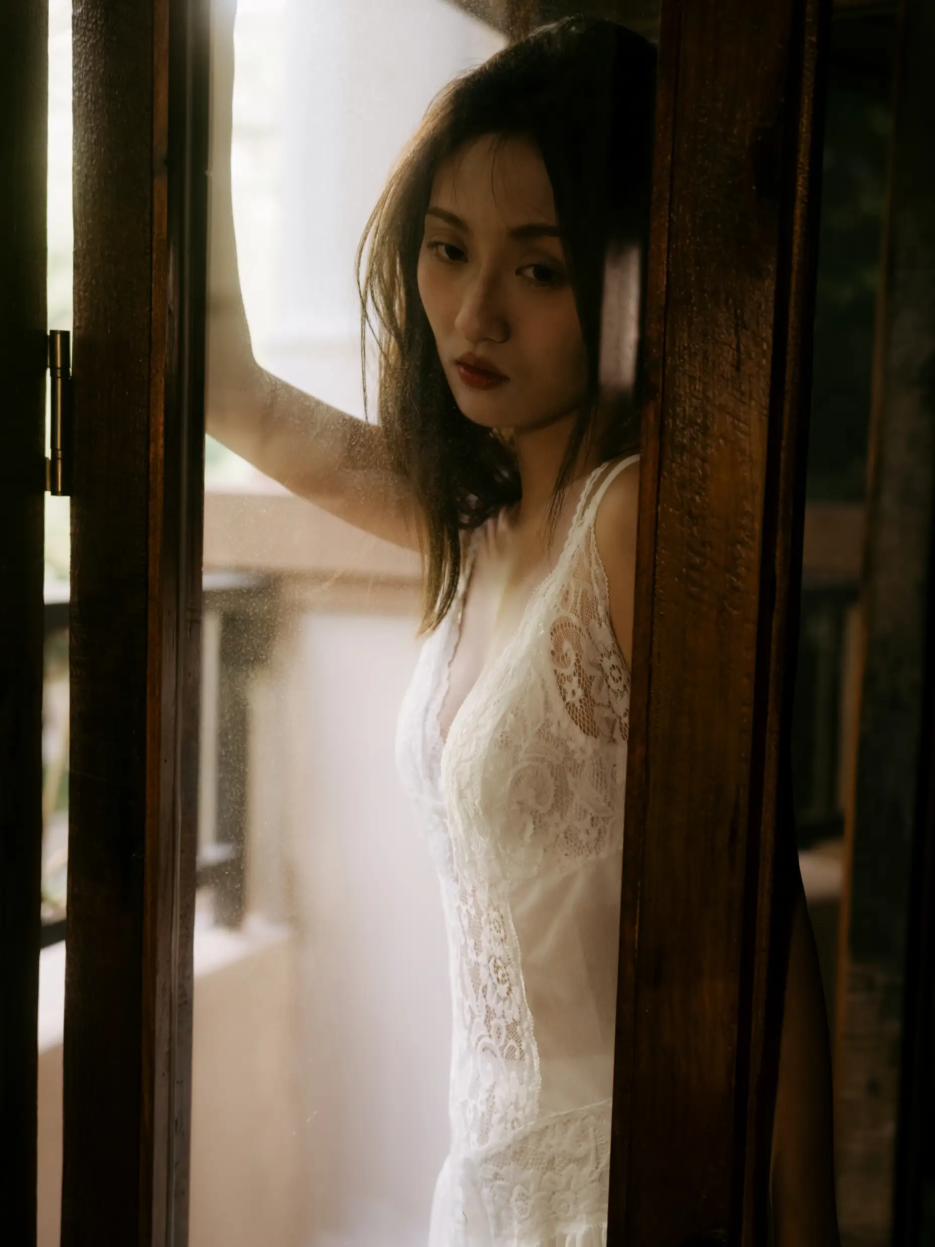 [艺图语] 2022.01.25 Vol.703 – 窗影阑珊的梦 陈年#[44P]-1