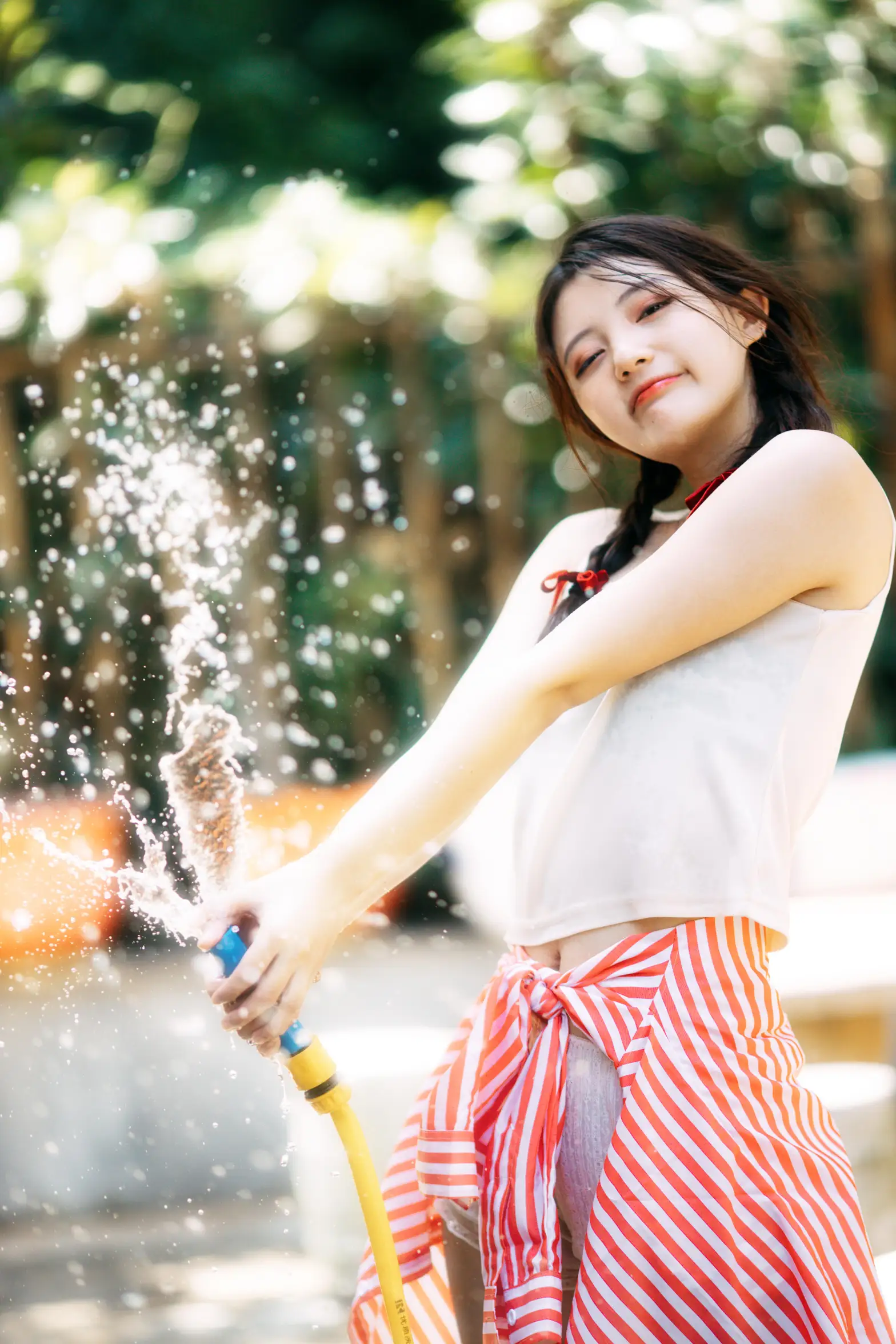 [艺图语] 2021.11.30 Vol.479 – 后院水花 黎美汐#[42P]-8