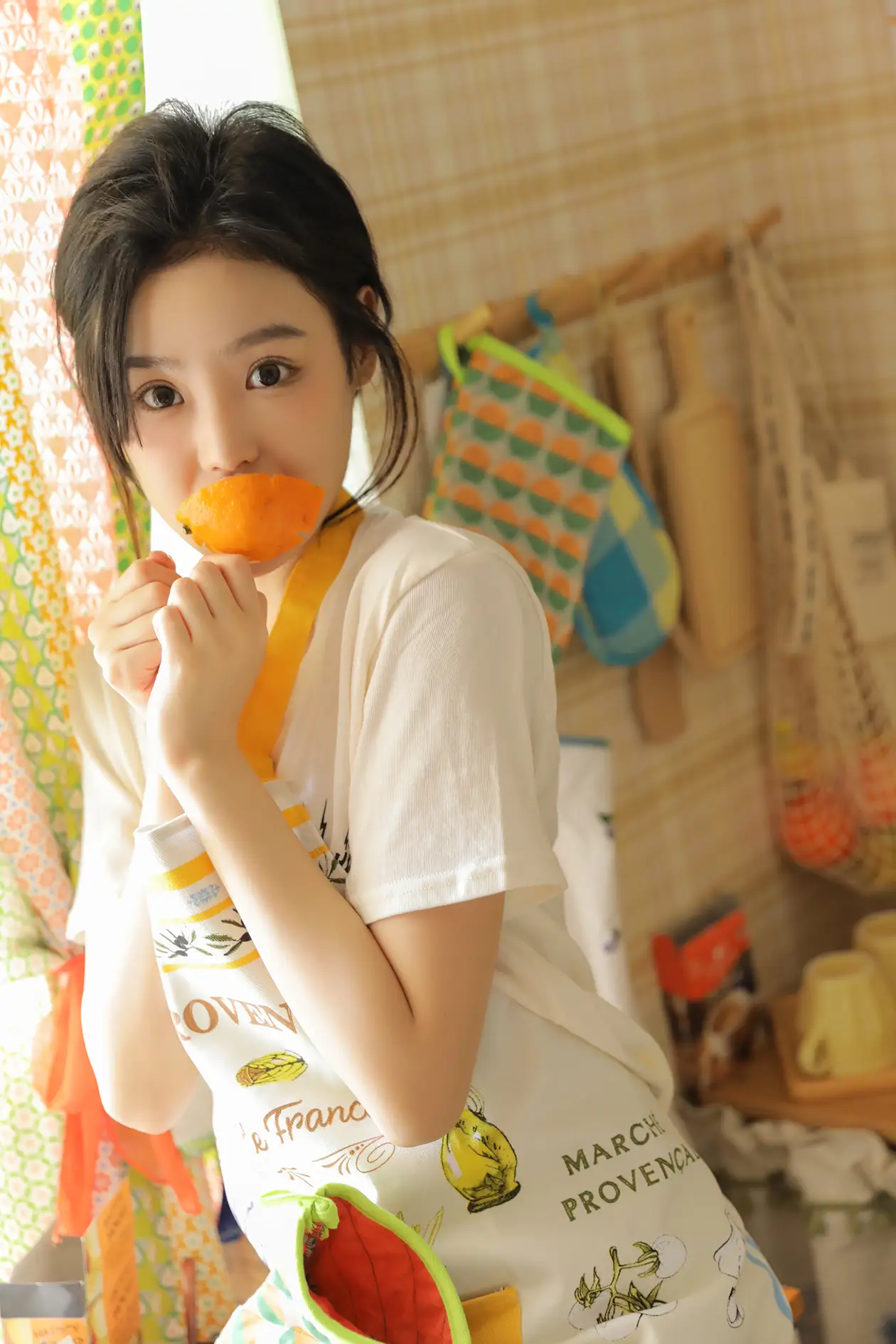 [艺图语] 2022.07.07 Vol.1403 – 橙味小厨娘 苡萱mua#[43P]-5