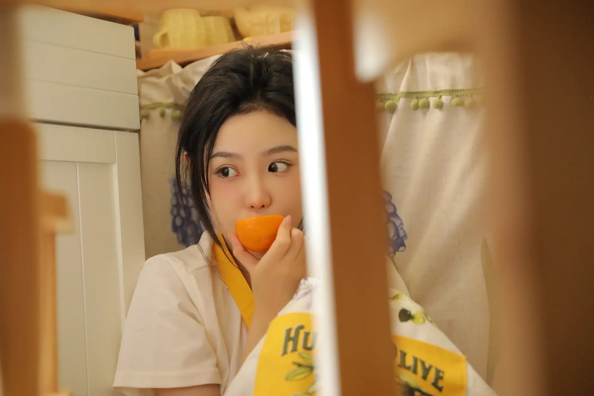 [艺图语] 2022.07.07 Vol.1403 – 橙味小厨娘 苡萱mua#[43P]-10