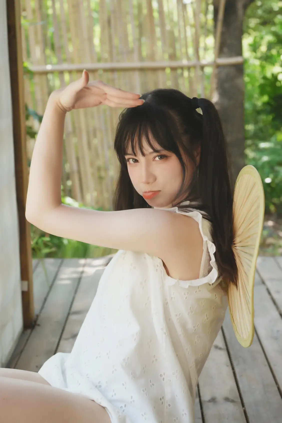 [艺图语] 2022.09.05 Vol.1877 – 夏日少女与西瓜 贰加六#[39P]-1