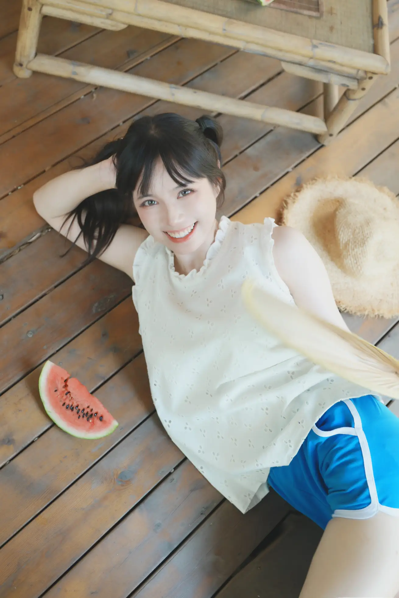 [艺图语] 2022.09.05 Vol.1877 – 夏日少女与西瓜 贰加六#[39P]-5