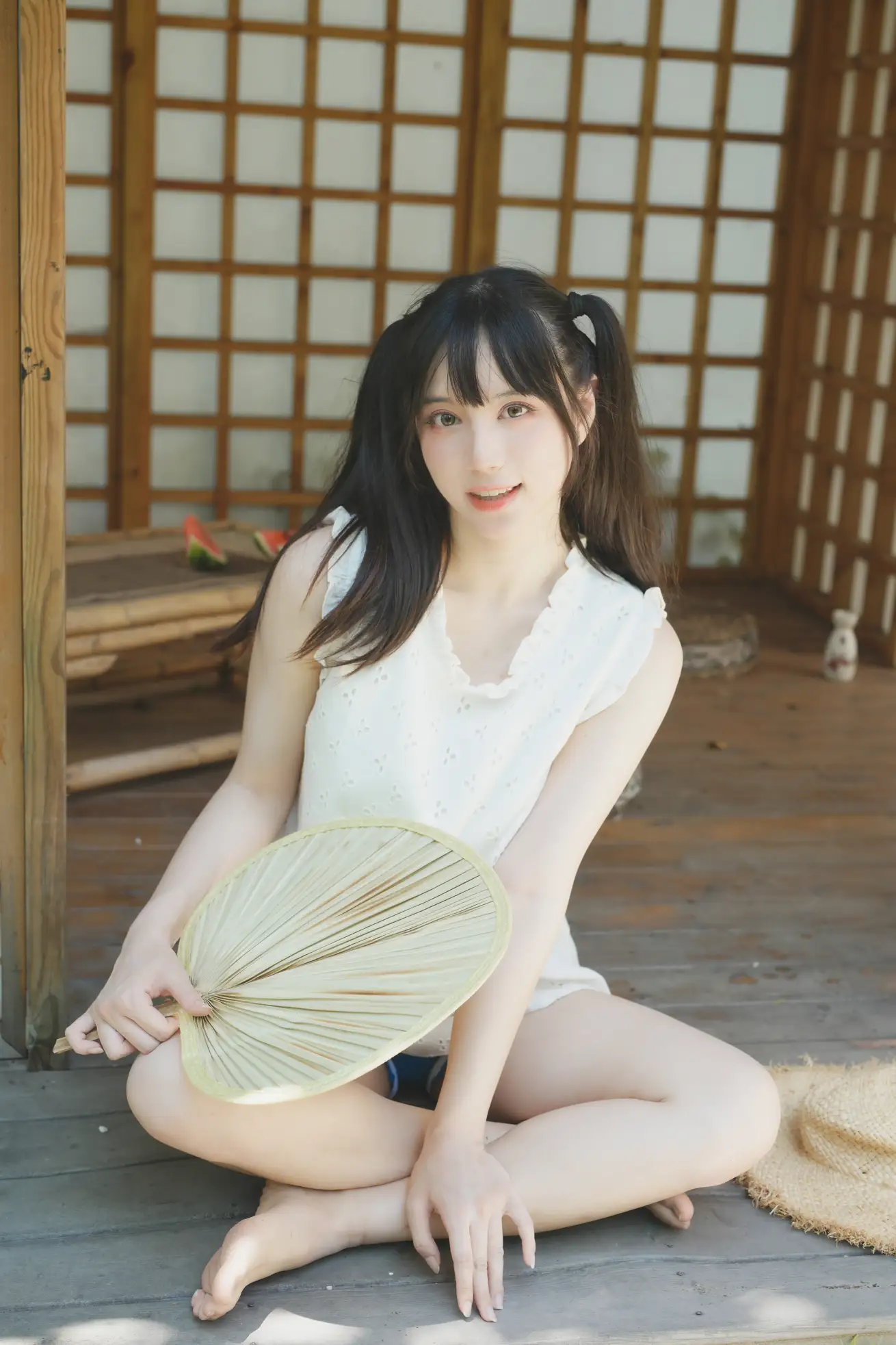 [艺图语] 2022.09.05 Vol.1877 – 夏日少女与西瓜 贰加六#[39P]-4