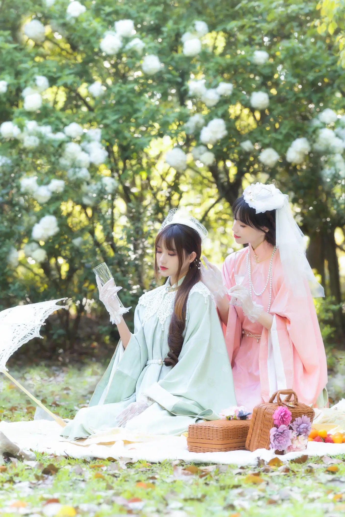 [艺图语] 2022.06.14 Vol.1179 – 踏春 贰加六#[33P]-1