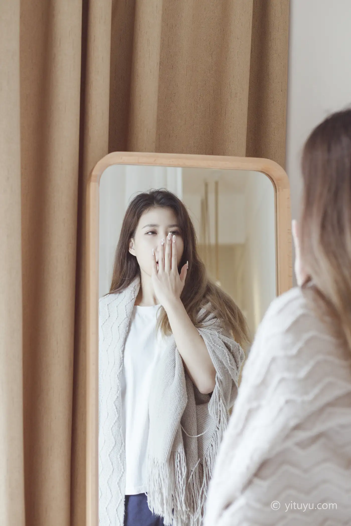 [艺图语] 2021.07.07 Vol.086 – 独自醒来 Jenny#[36P]-4