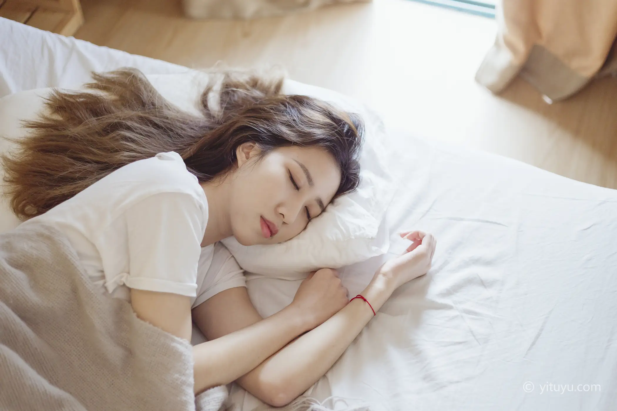 [艺图语] 2021.07.07 Vol.086 – 独自醒来 Jenny#[36P]-3
