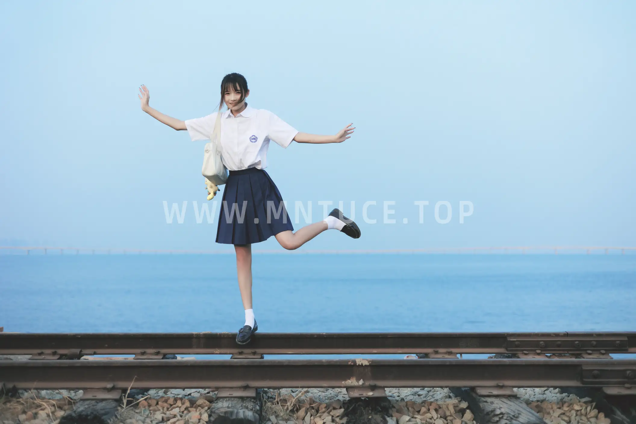 [艺图语] 2022.06.28 Vol.1311 – 海风的声音 兔子Zzz不吃胡萝卜#[39P]-8