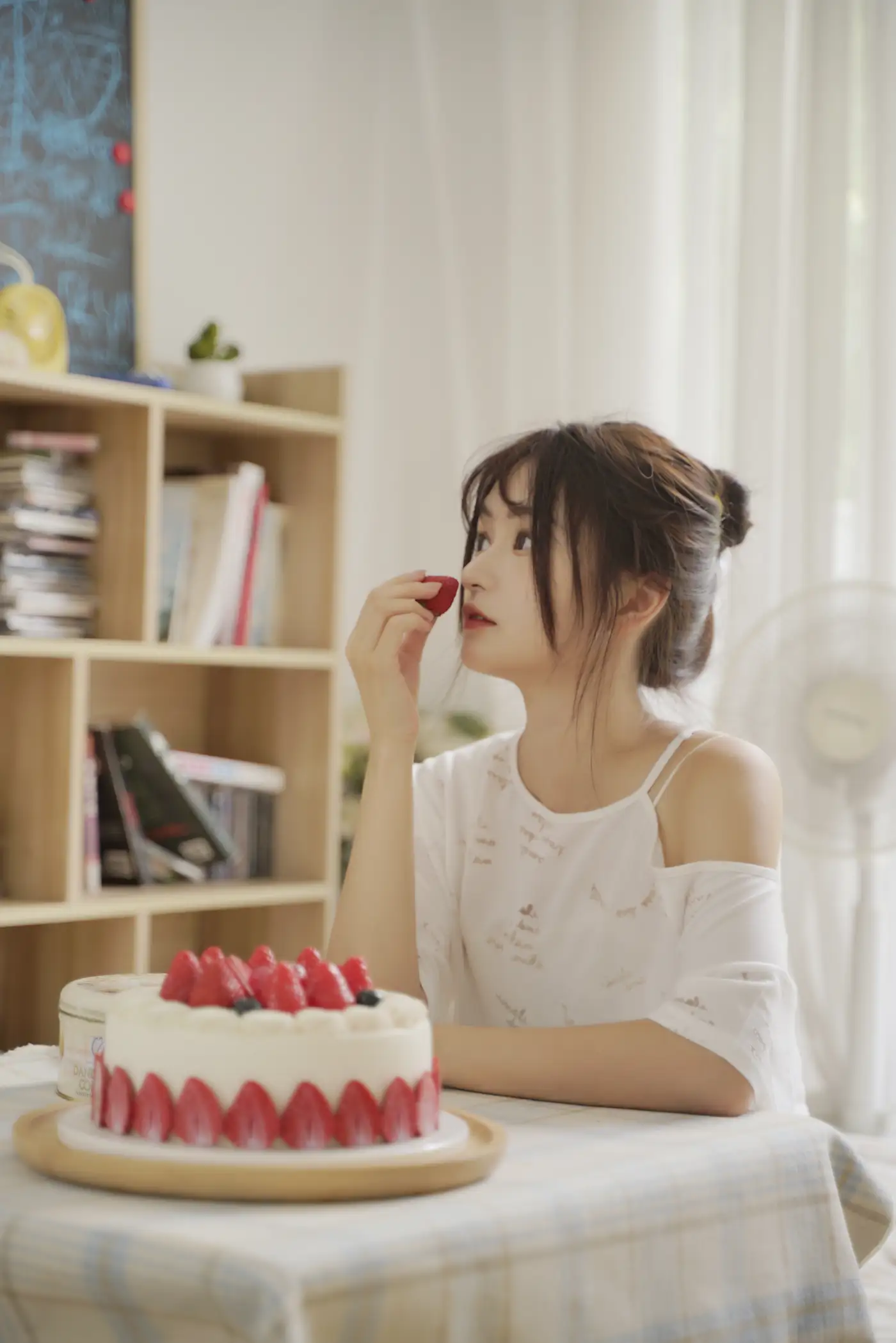 [艺图语] 2021.12.22 Vol.519 – 元气少女 乐丝#[23P]-3
