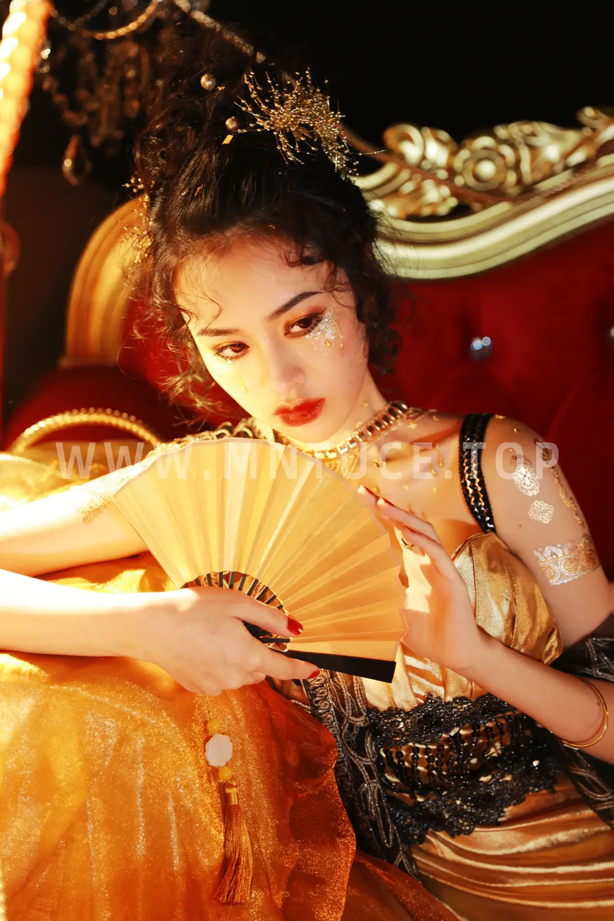 [艺图语] 2022.09.15 Vol.1960 – 纸醉金迷 相泽希子#[41P]-6