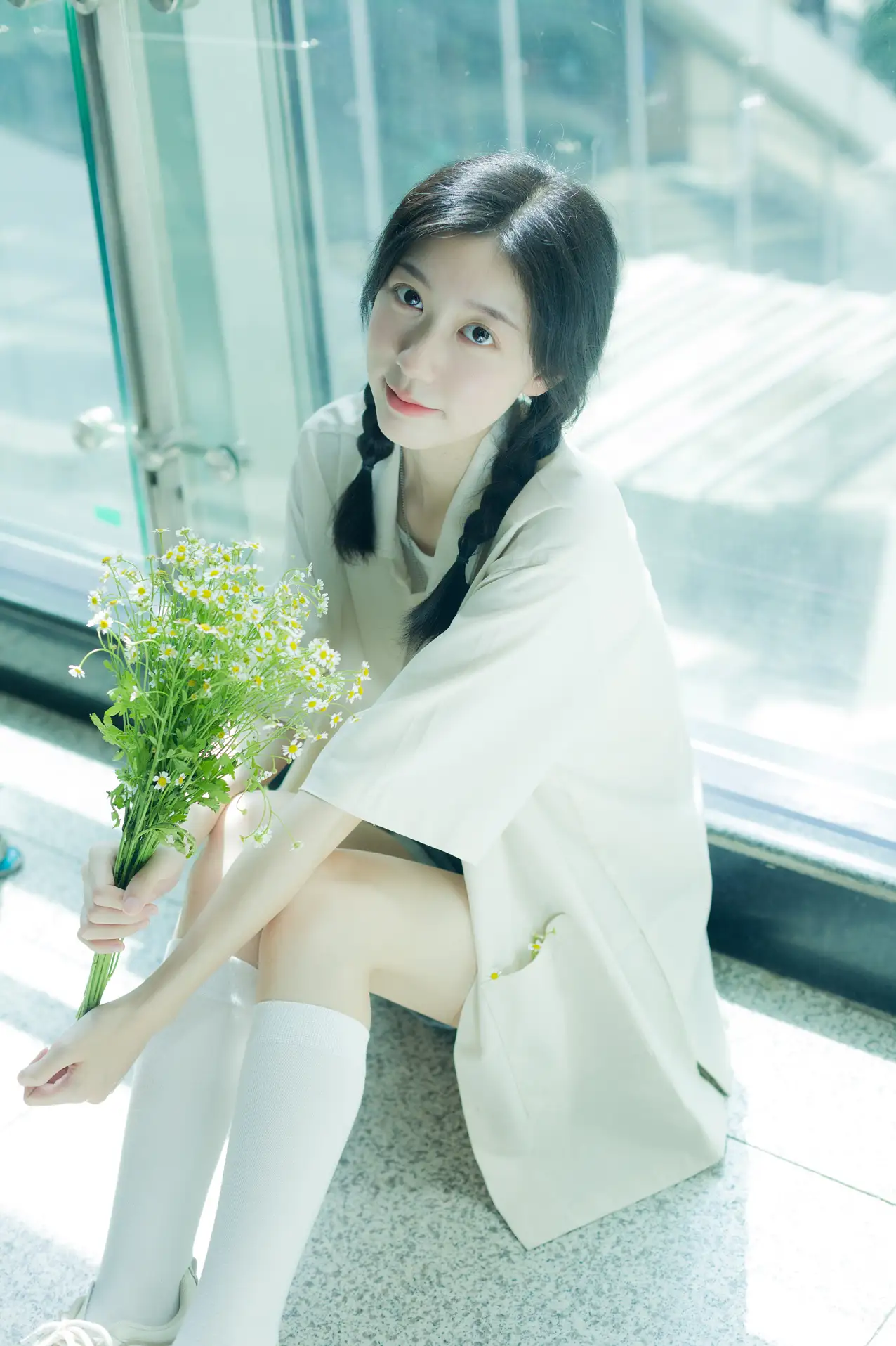 [艺图语] 2022.08.22 Vol.1761 – 地铁奇遇记 饲猫少女 饲猫少女-#[39P]-10