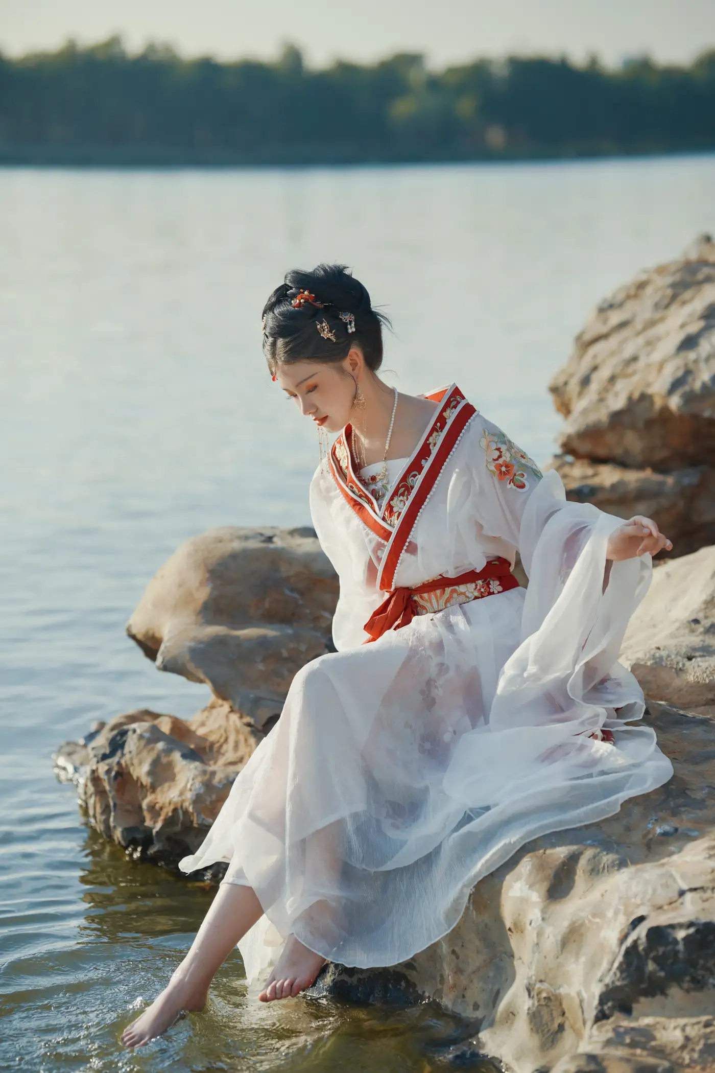 [艺图语] 2022.08.14 Vol.1706 – 总有人间一两风 悦璃#[24P]-6