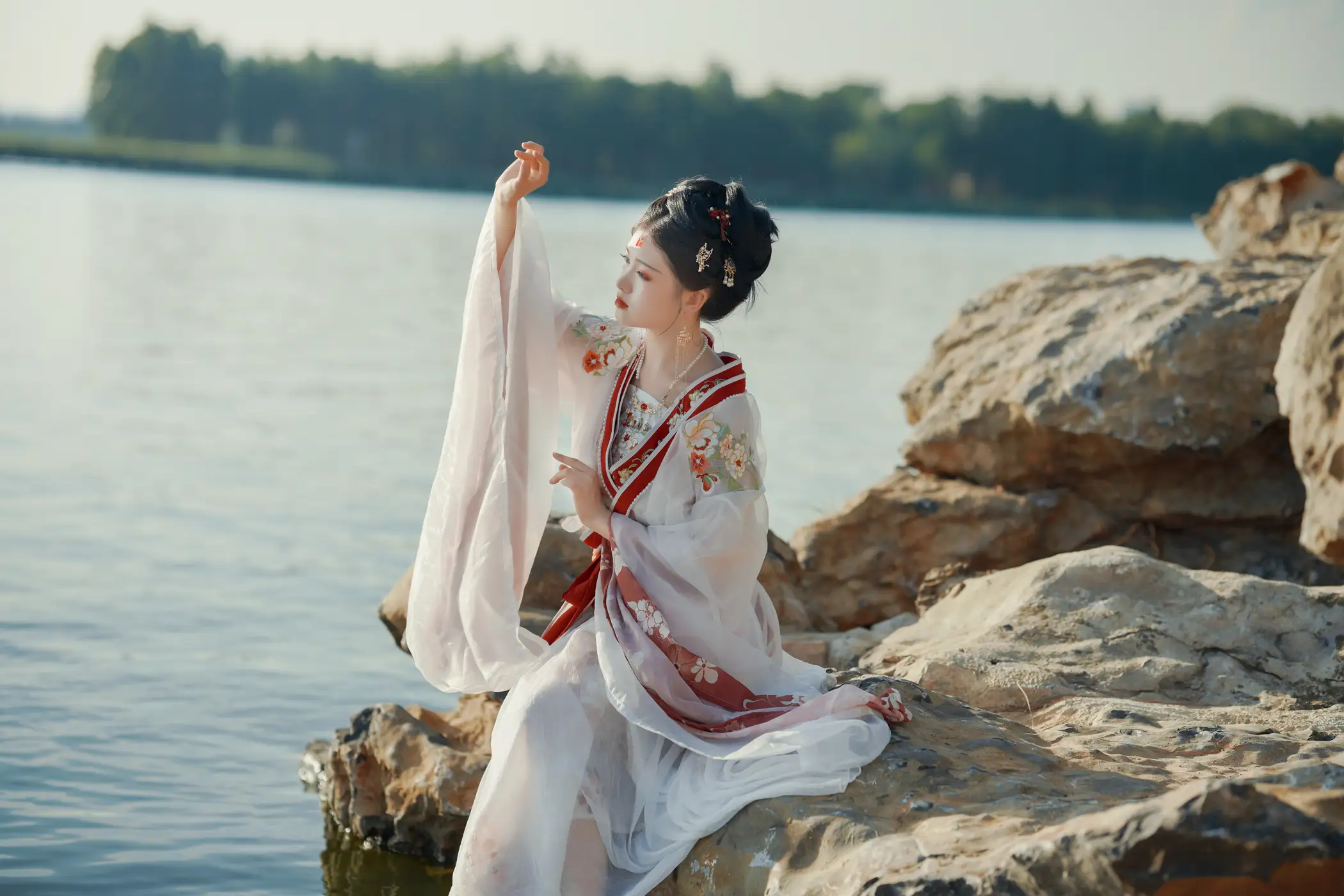 [艺图语] 2022.08.14 Vol.1706 – 总有人间一两风 悦璃#[24P]-8