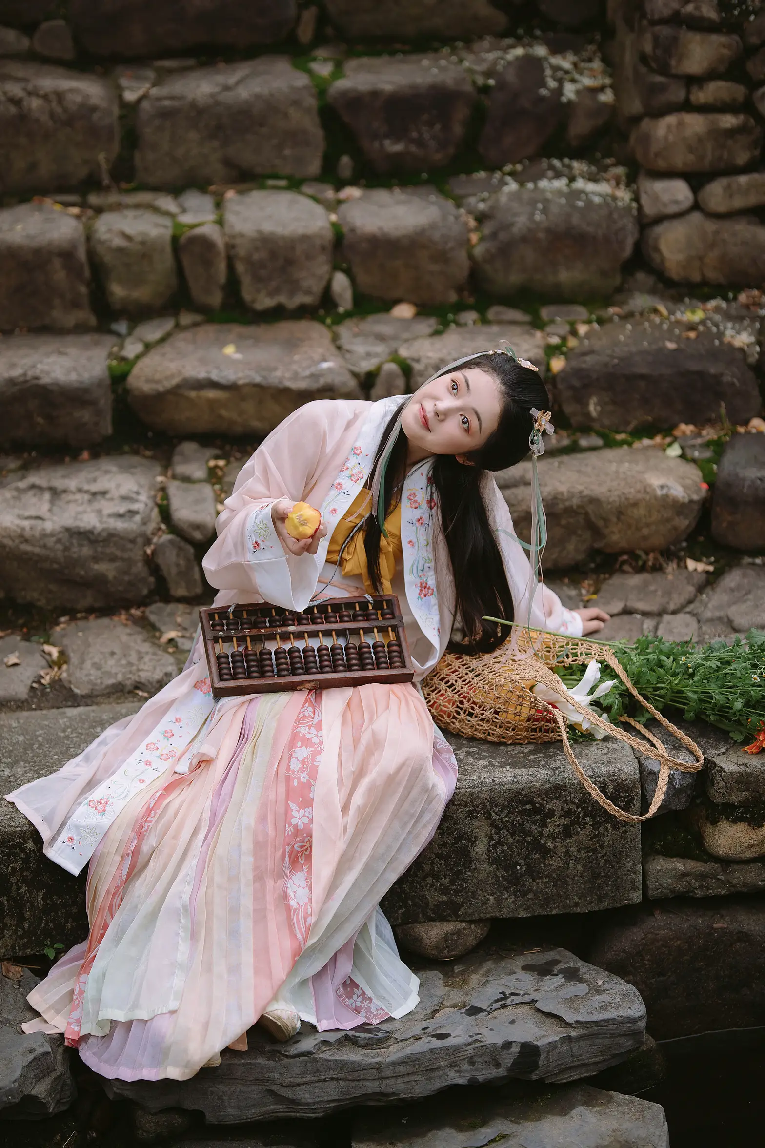 [艺图语] 2022.01.07 Vol.604 – 卖花姑娘 陶然#[25P]-4