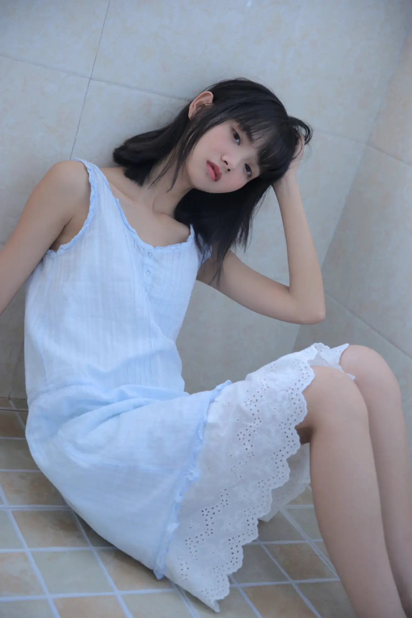 [艺图语] 2022.06.27 Vol.1303 – 思念人之屋 猫梓子#[26P]-1