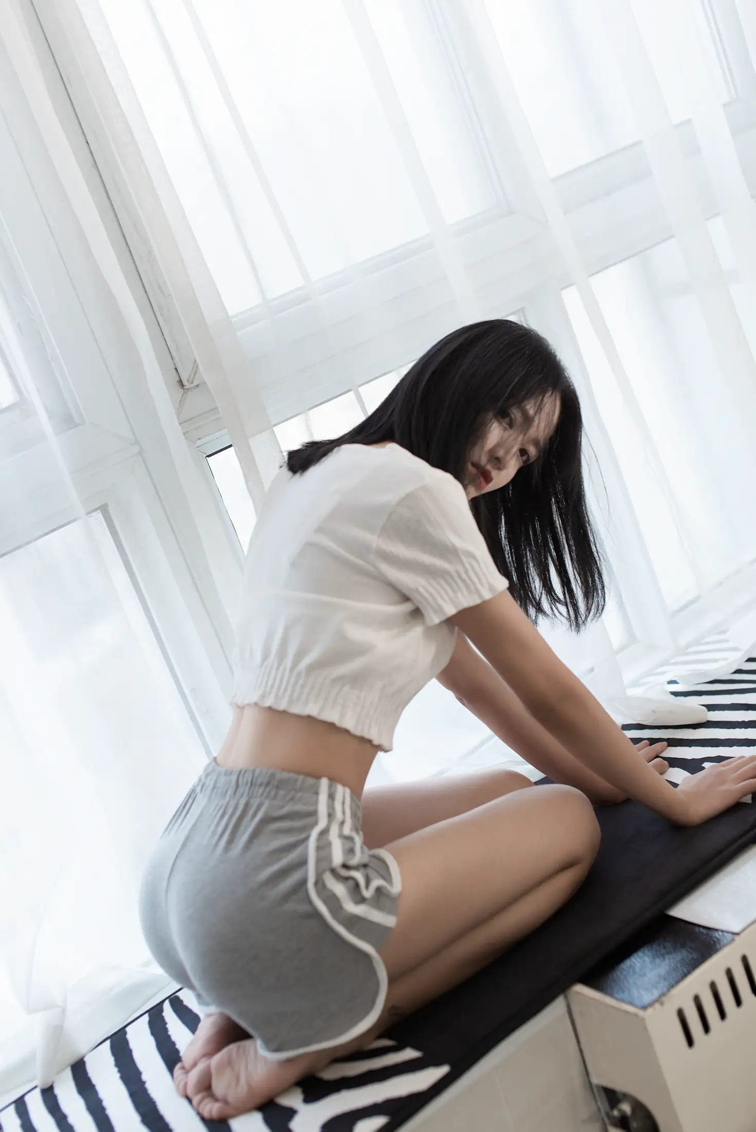 [艺图语] 2021.07.05 Vol.085 – 伤心难过的时候 Lily#[27P]-3
