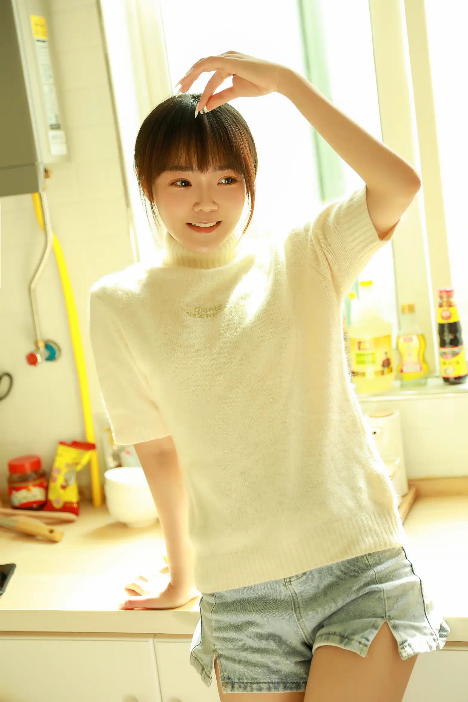 [艺图语] 2022.07.27 Vol.1557 – 早阳女生 小冉#[23P]-2