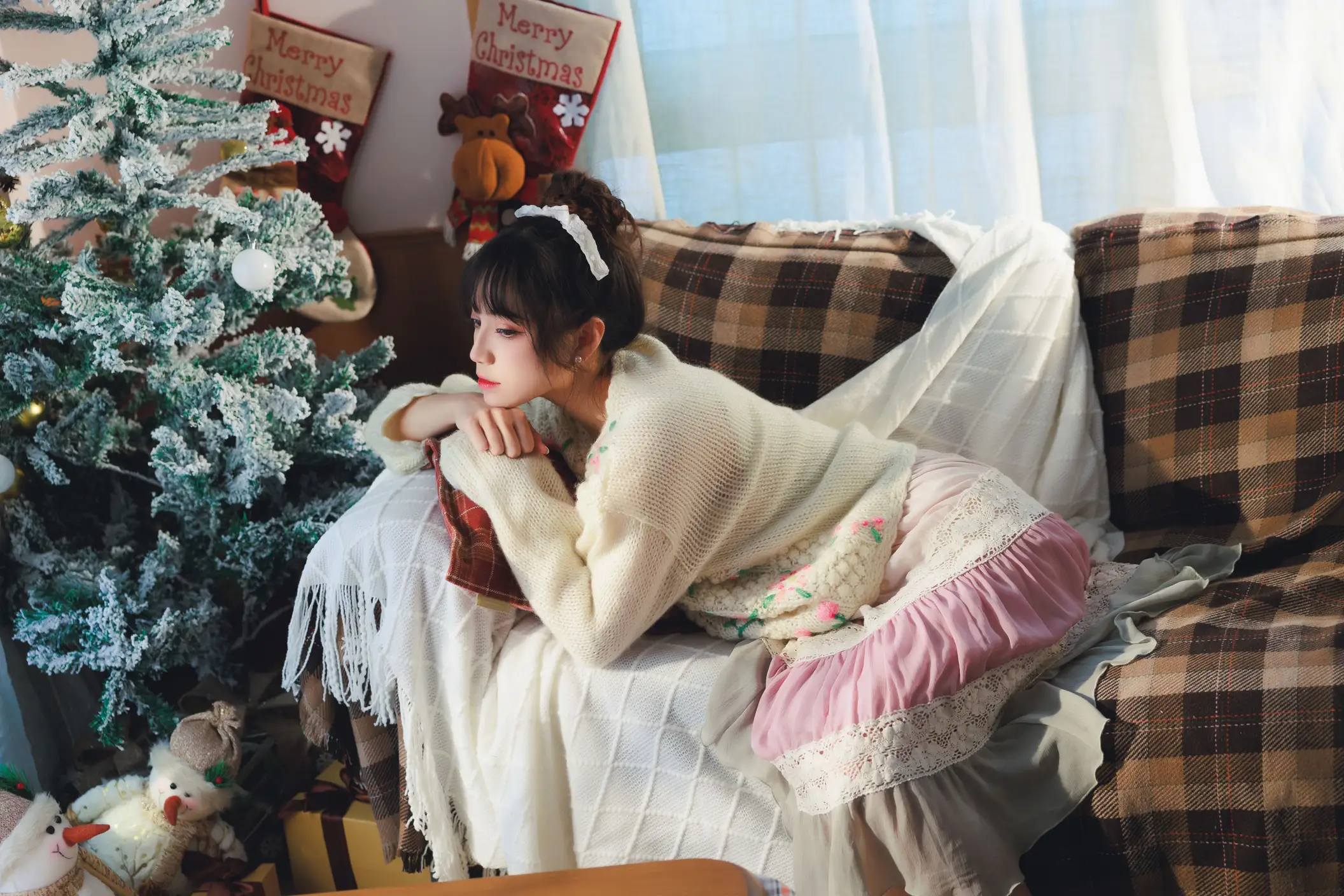 [艺图语] 2022.06.17 Vol.1207 – 少女圣诞季 贰加六#[36P]-3