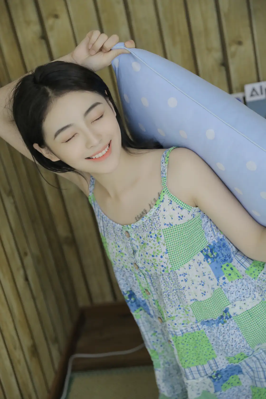 [艺图语] 2022.08.07 Vol.1647 – 盛夏之前 胡允恩-#[44P]-2