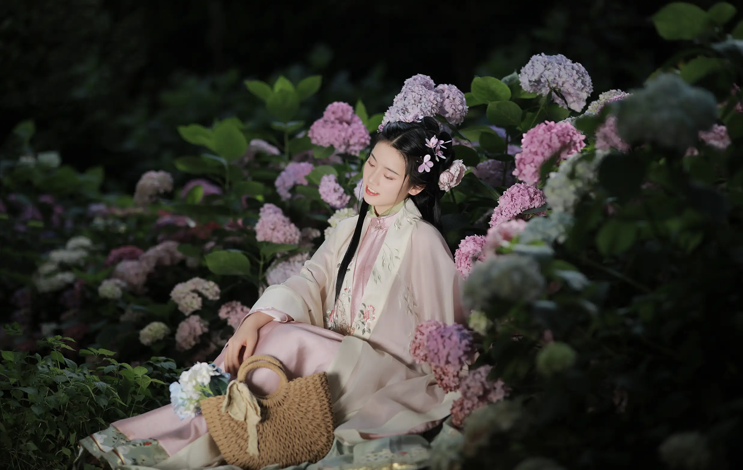 [艺图语] 2022.07.20 Vol.1535 – 一念花开，香如故 Dear-郑同学#[38P]-6