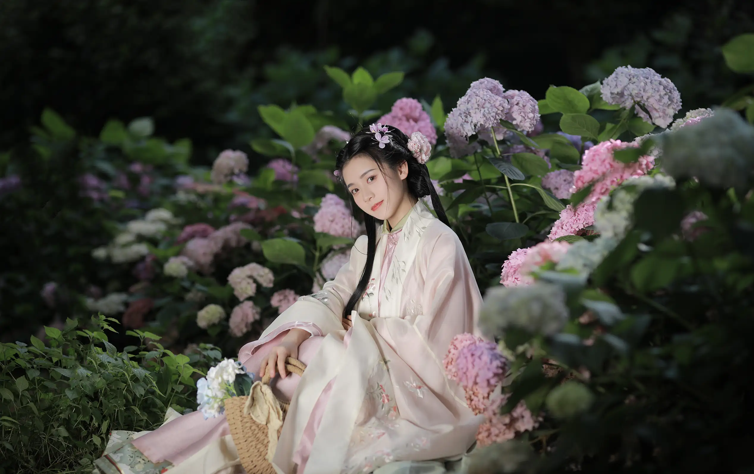 [艺图语] 2022.07.20 Vol.1535 – 一念花开，香如故 Dear-郑同学#[38P]-7