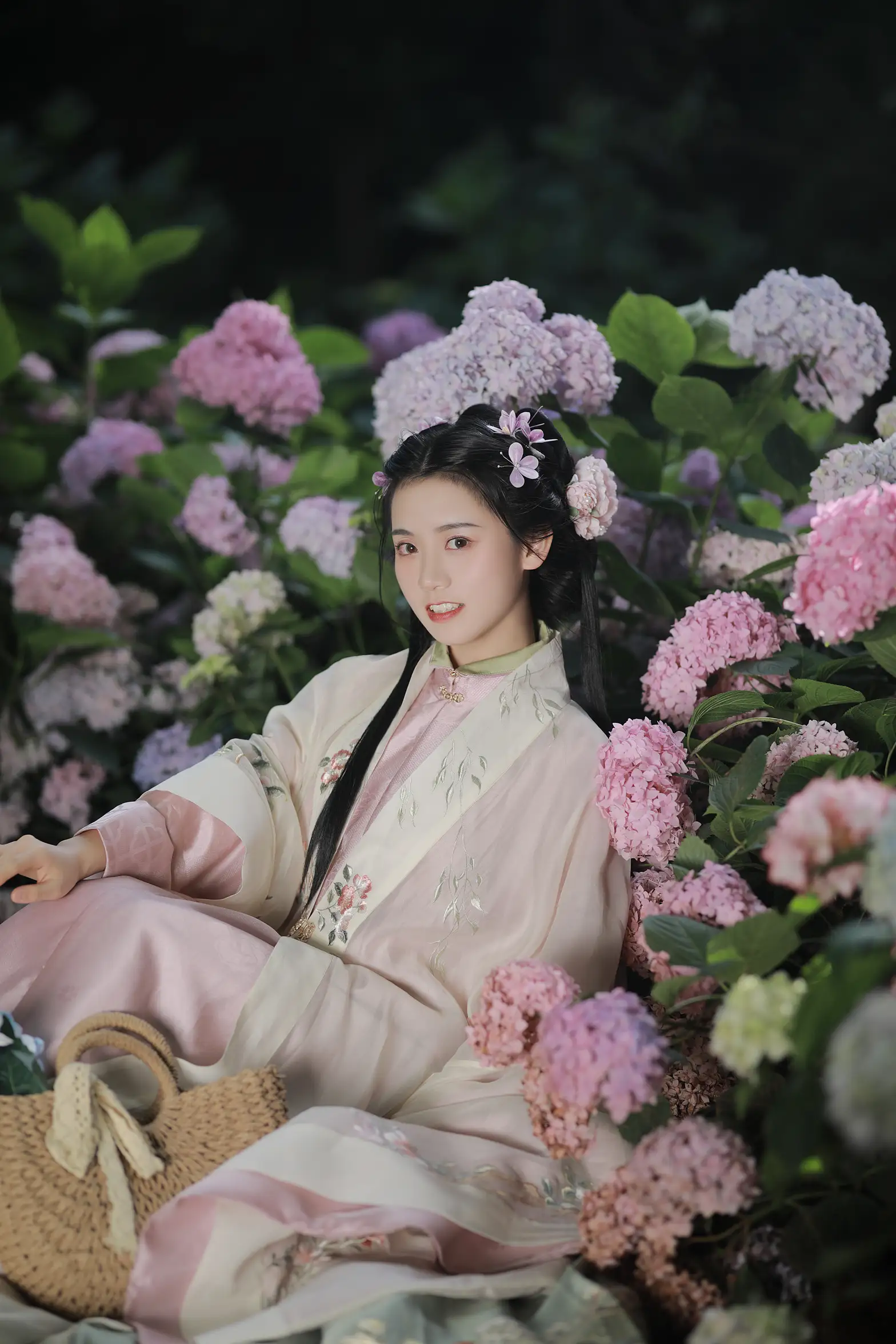 [艺图语] 2022.07.20 Vol.1535 – 一念花开，香如故 Dear-郑同学#[38P]-8