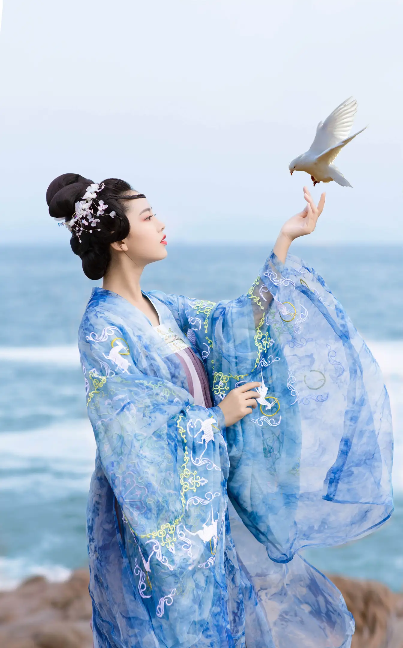 [艺图语] 2022.08.04 Vol.1626 – 誓鸟 凌小薇-#[24P]-3