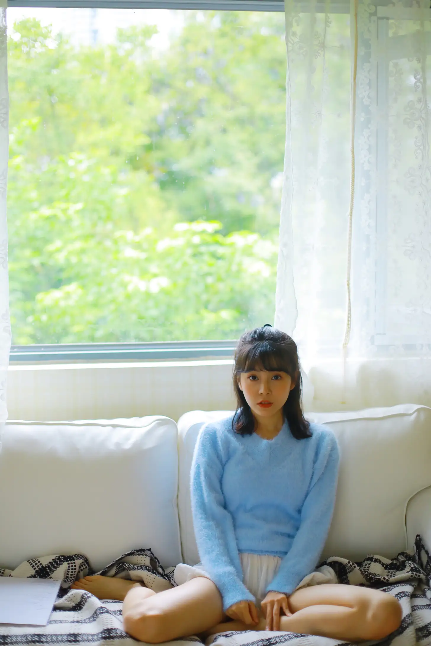 [艺图语] 2021.04.13 Vol.038 – 蓝色毛衣 裸心心#[34P]-10