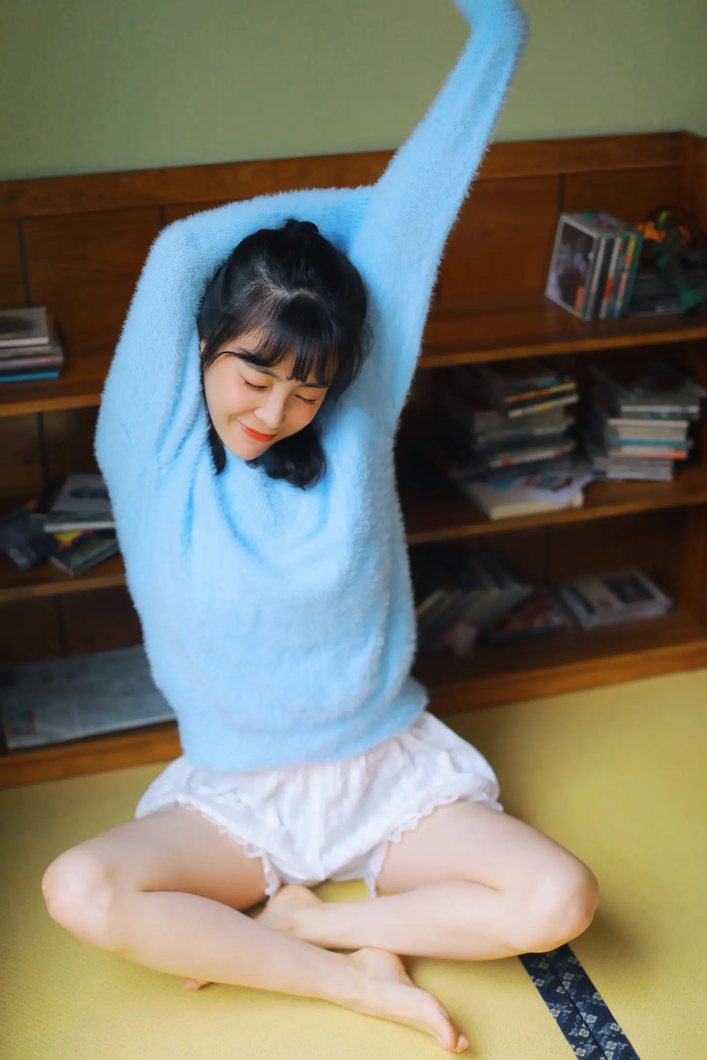 [艺图语] 2021.04.13 Vol.038 – 蓝色毛衣 裸心心#[34P]-7