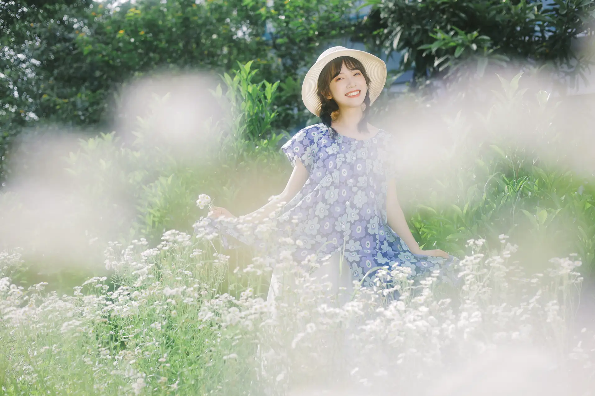 [艺图语] 2022.07.06 Vol.1393 – 初夏的花海 一只阿梦崽#[35P]-7