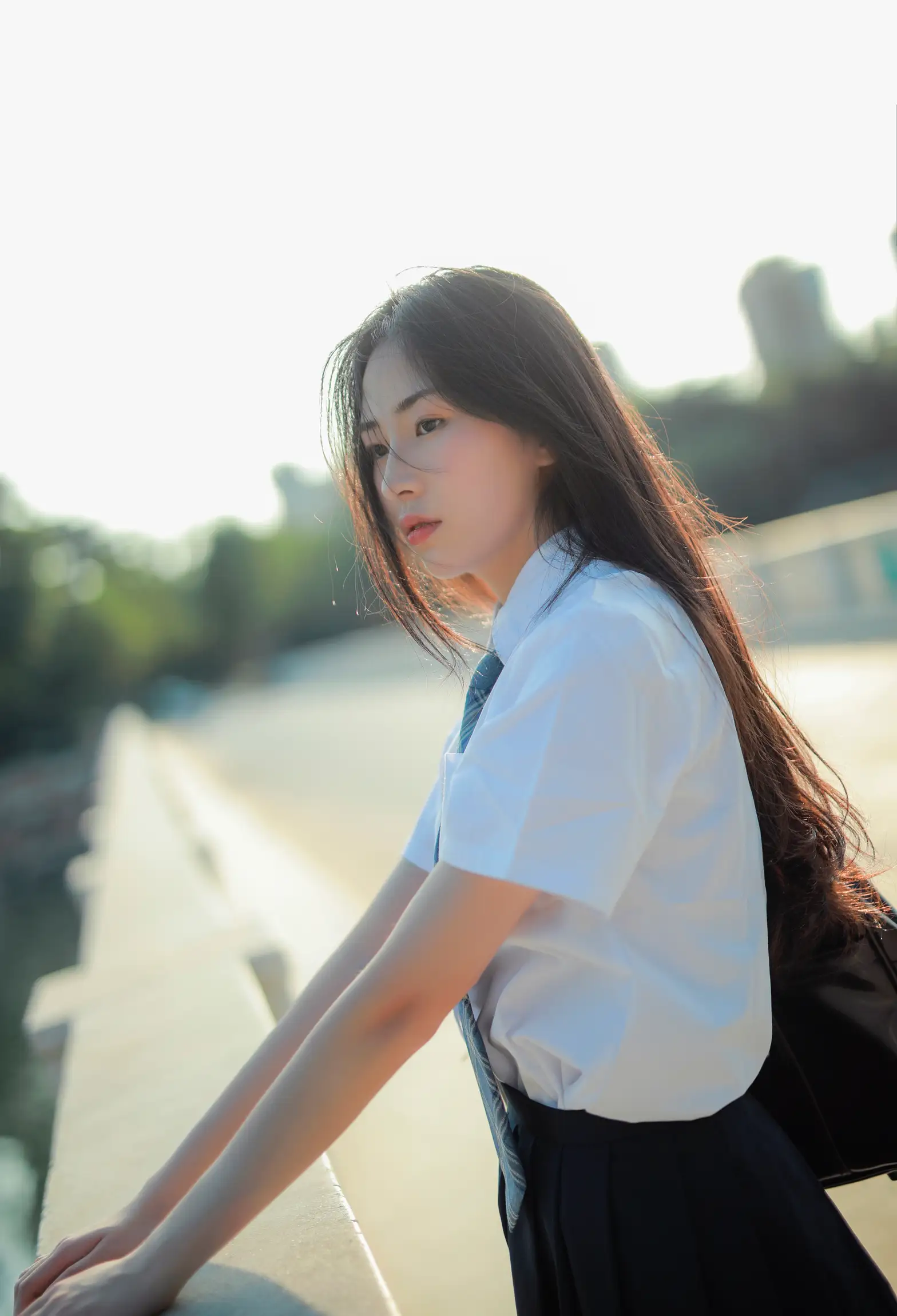 [艺图语] 2022.07.02 Vol.1350 – 风很温柔，花很鲜艳 一帆#[22P]-10