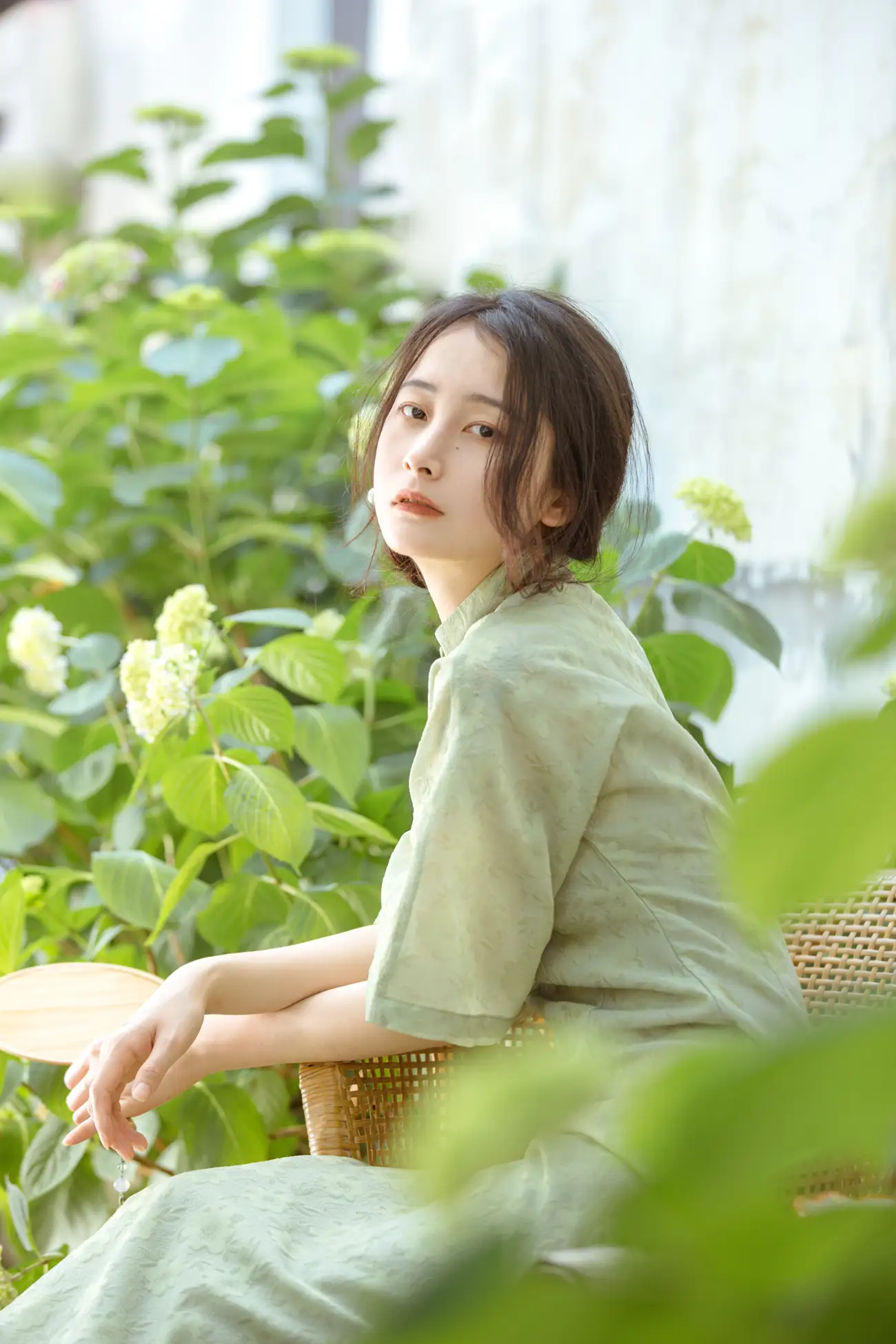 [艺图语] 2022.06.27 Vol.1309 – 总有人间一两风 五月的三花猫#[24P]-5