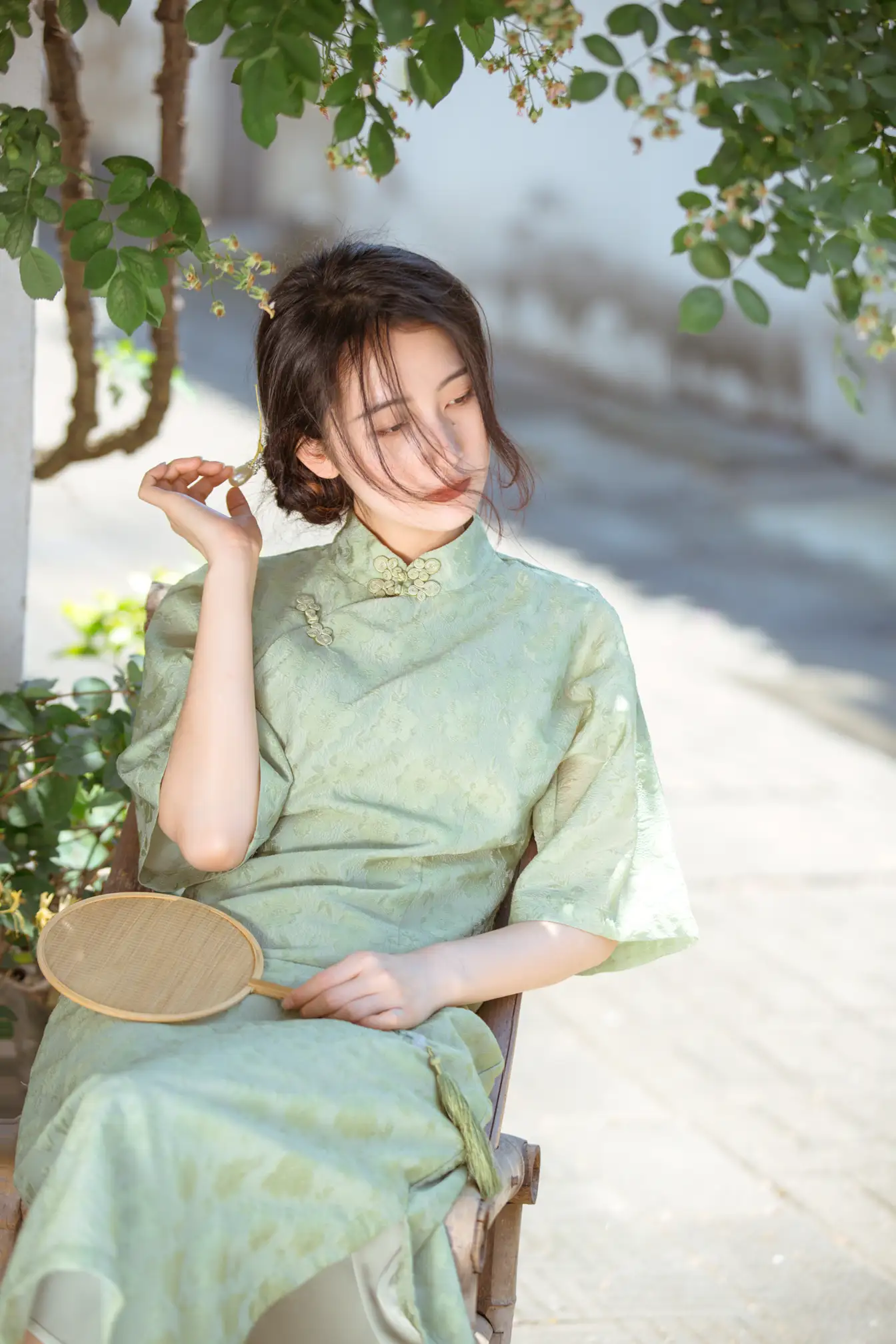 [艺图语] 2022.06.27 Vol.1309 – 总有人间一两风 五月的三花猫#[24P]-10