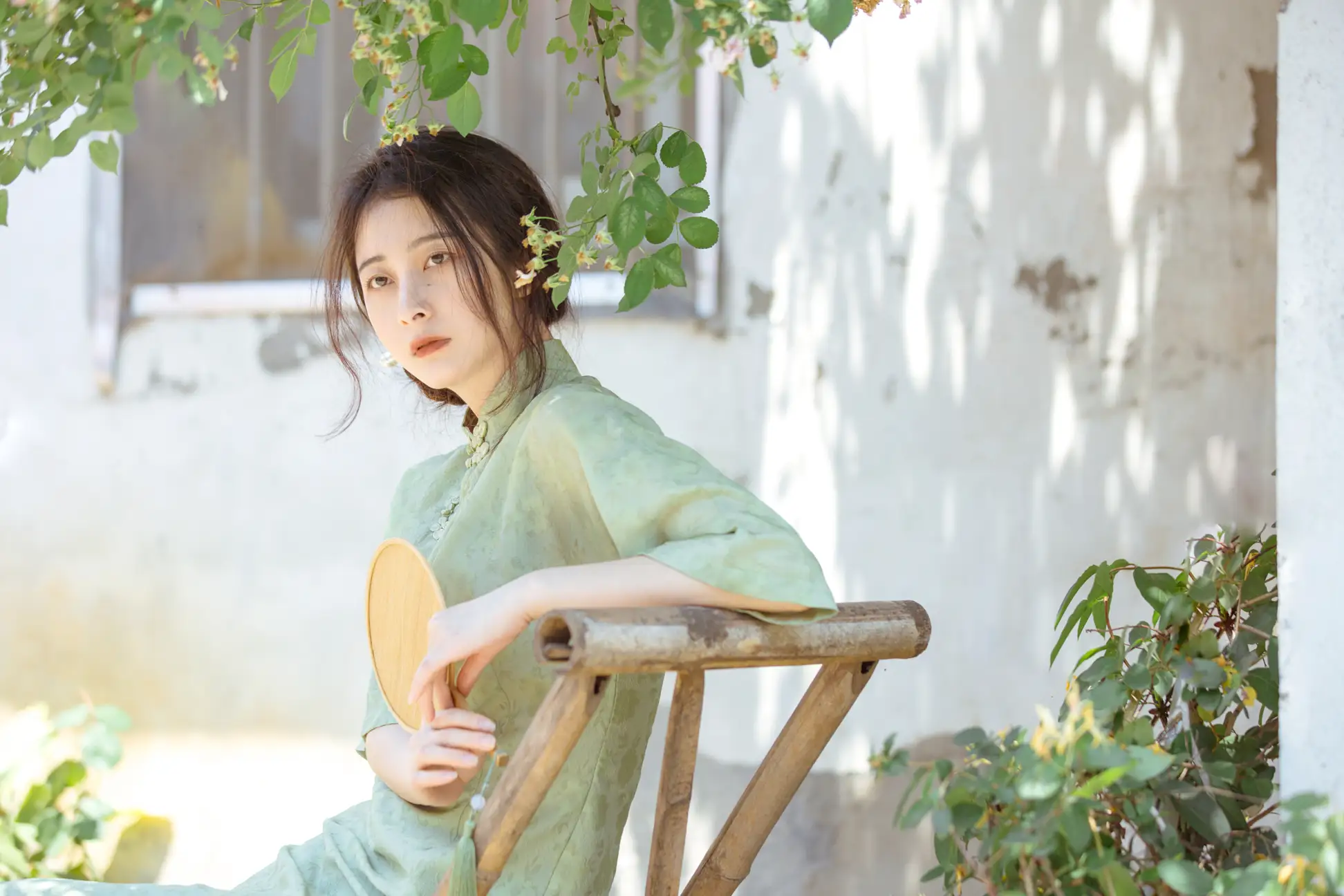 [艺图语] 2022.06.27 Vol.1309 – 总有人间一两风 五月的三花猫#[24P]-5