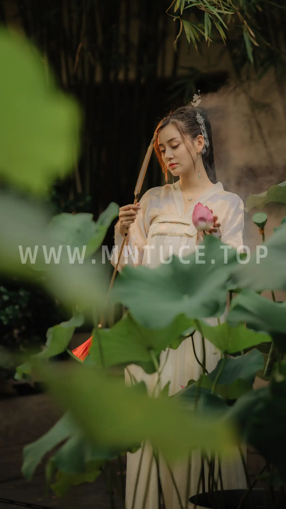 [艺图语] 2022.02.16 Vol.811 – 嫣然记 朵朵#[55P]-10