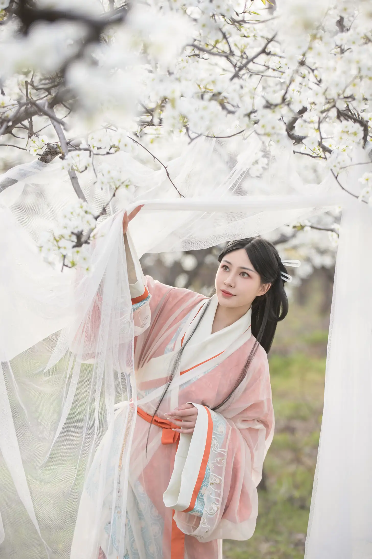 [艺图语] 2022.06.01 Vol.1055 – 香寒未逐风 鹿哥#[24P]-1