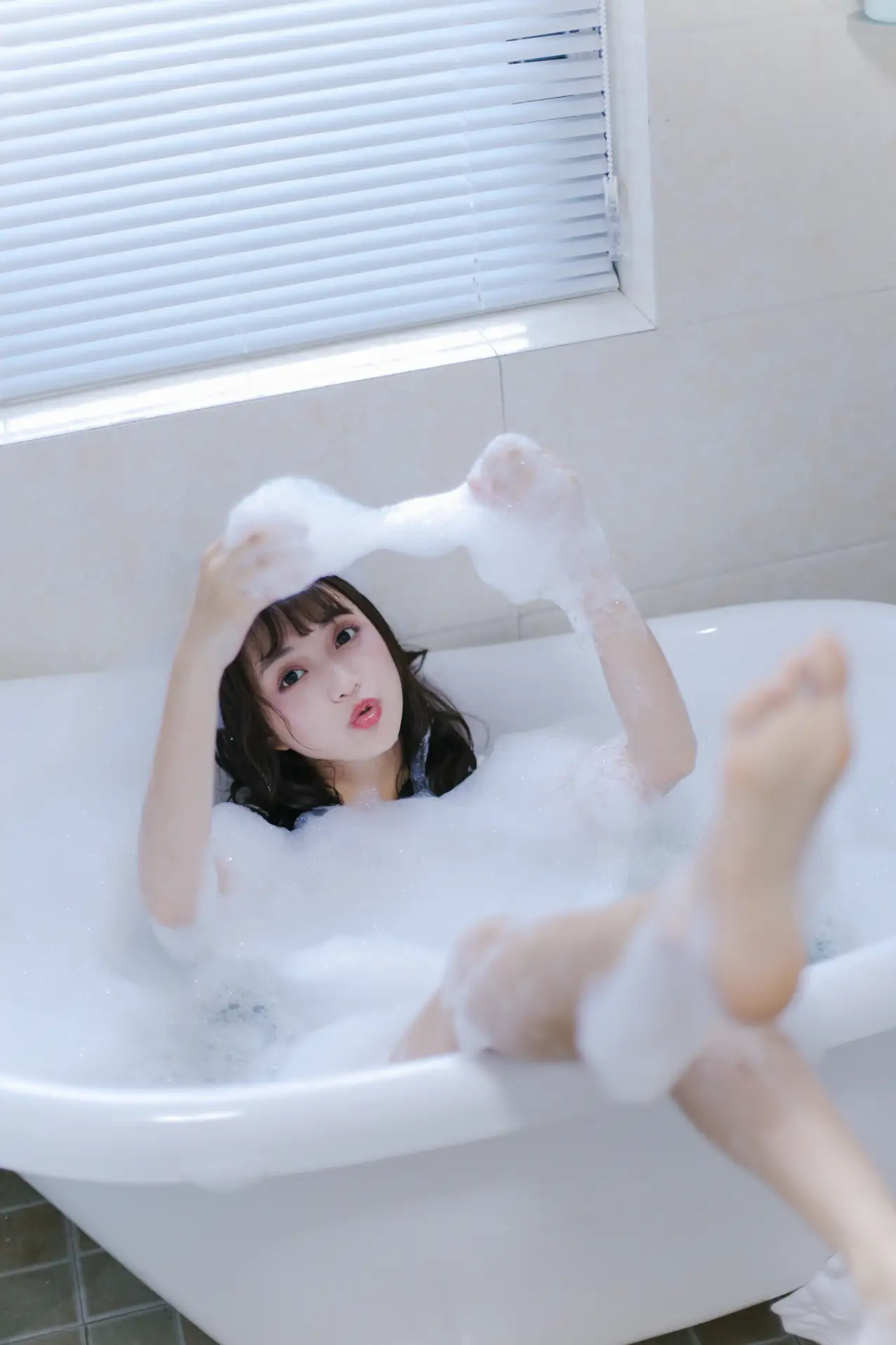 [艺图语] 2022.08.25 Vol.1788 – 牛奶泡泡浴 一条鱼尾#[27P]-7