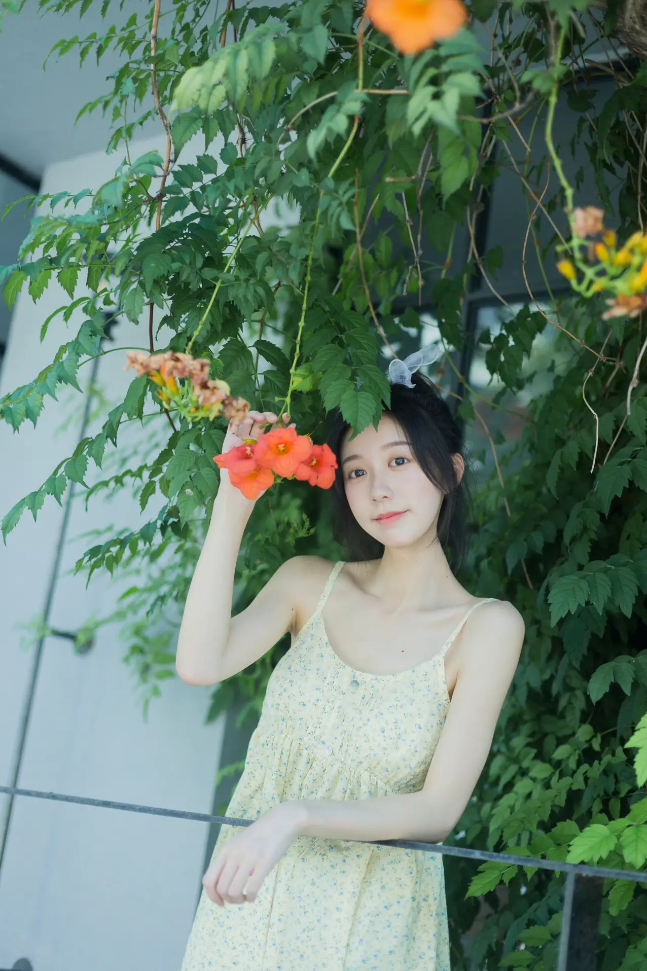 [艺图语] 2022.08.18 Vol.1732 – 夏日凌霄 饲猫少女 饲猫少女-#[33P]-10