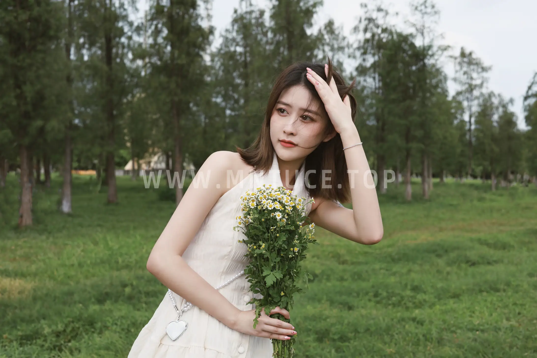 [艺图语] 2022.05.13 Vol.869 – 人间四月天 蛋挞#[26P]-10