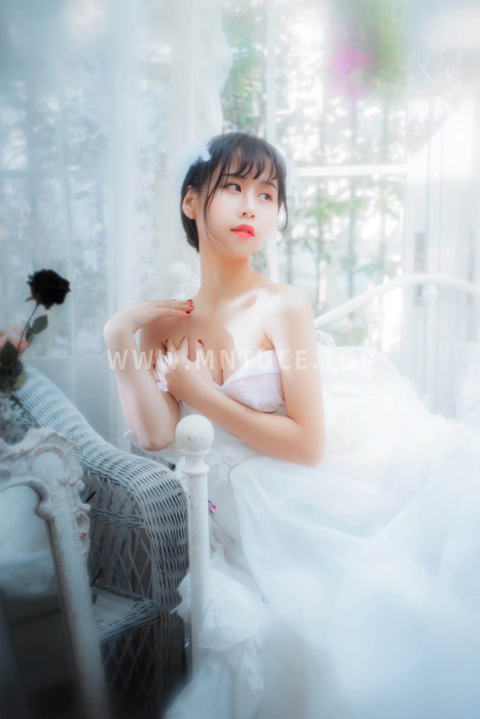 [艺图语] 2022.05.28 Vol.1008 – 纯白花嫁 萌芽儿o0#[33P]-4