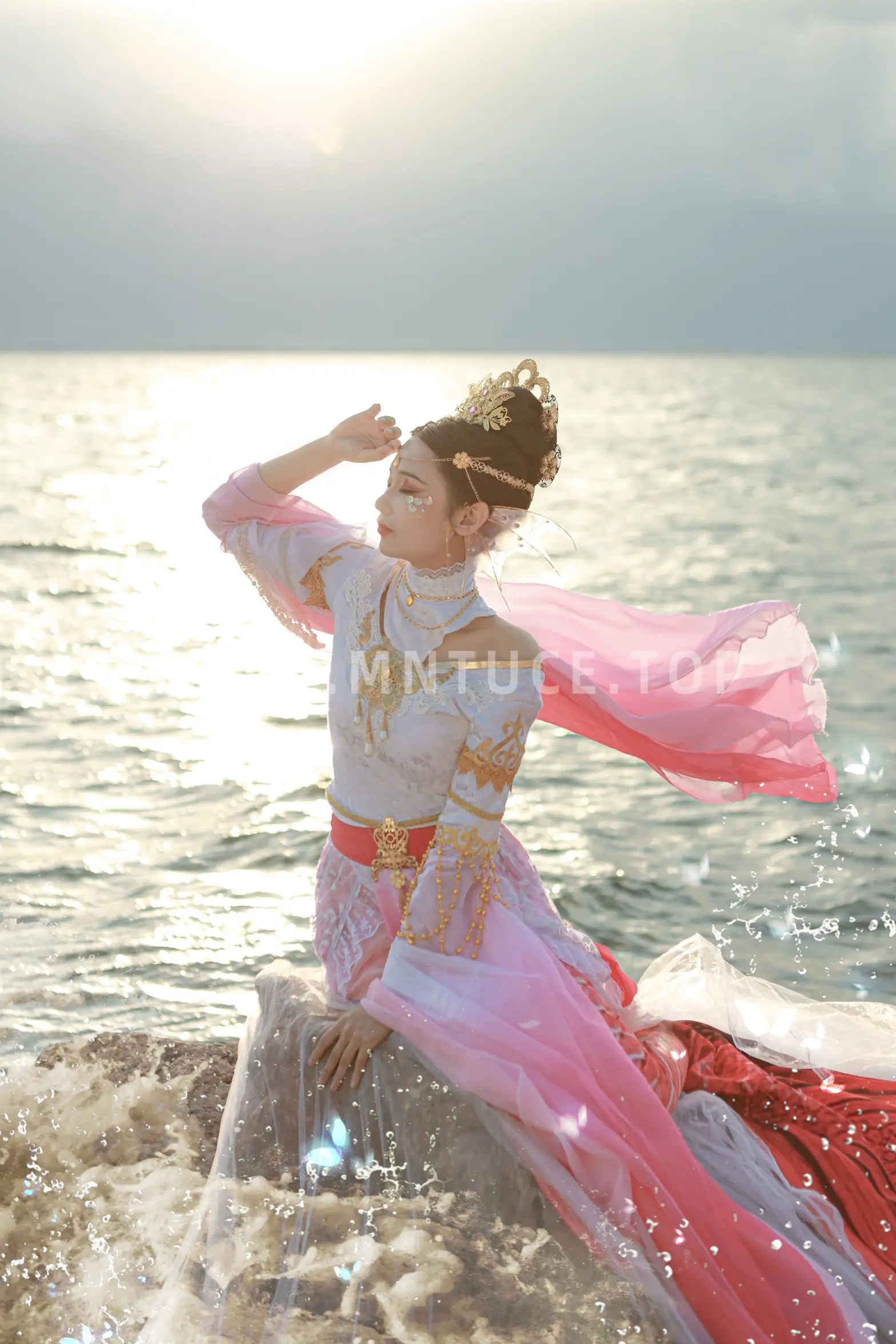[艺图语] 2022.07.11 Vol.1442 – 锦鲤七秀COS 大橘猫#[28P]-9