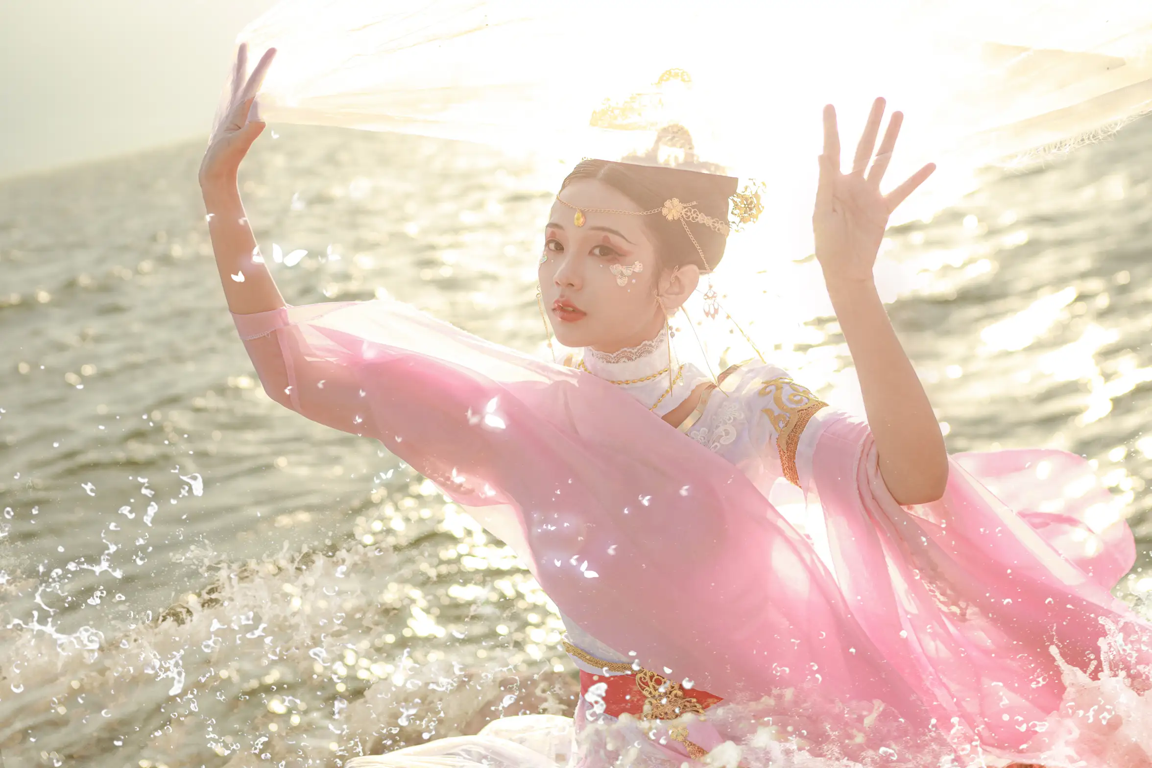 [艺图语] 2022.07.11 Vol.1442 – 锦鲤七秀COS 大橘猫#[28P]-8